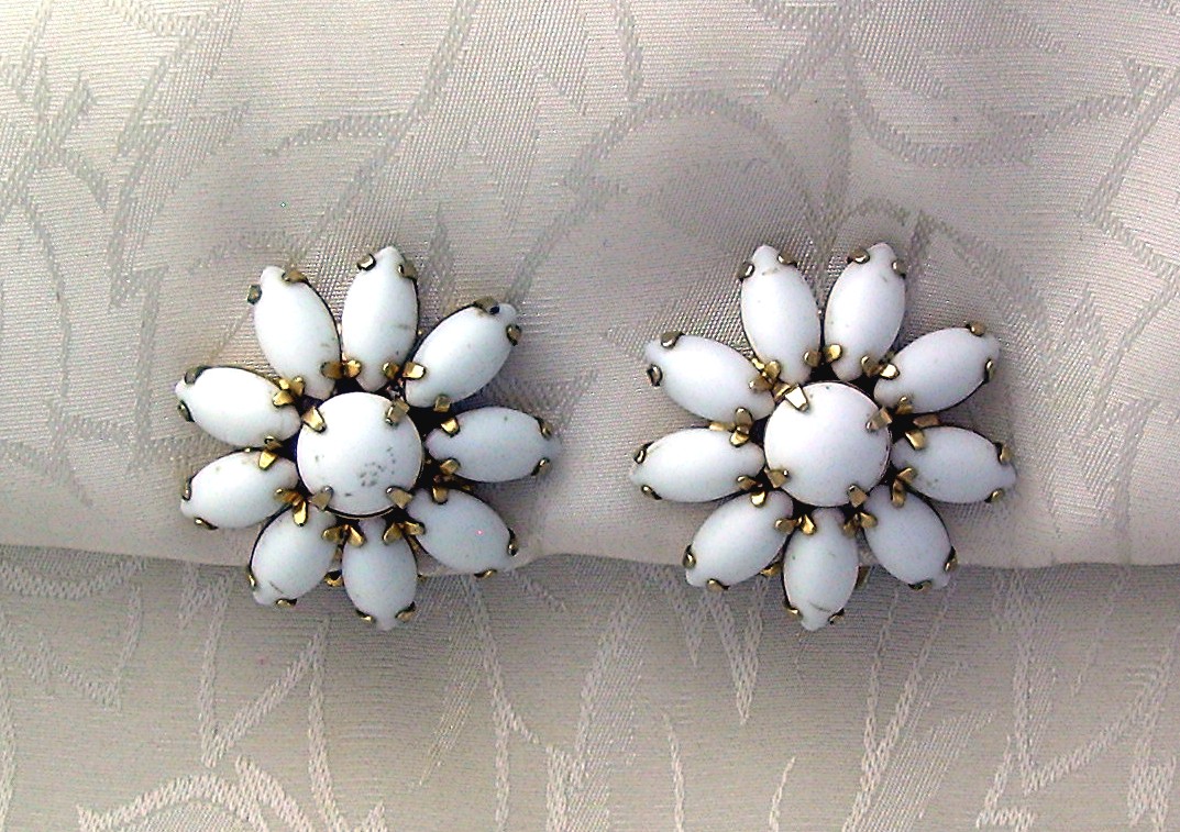 Claw Set White Glass Flower Clip Earrings