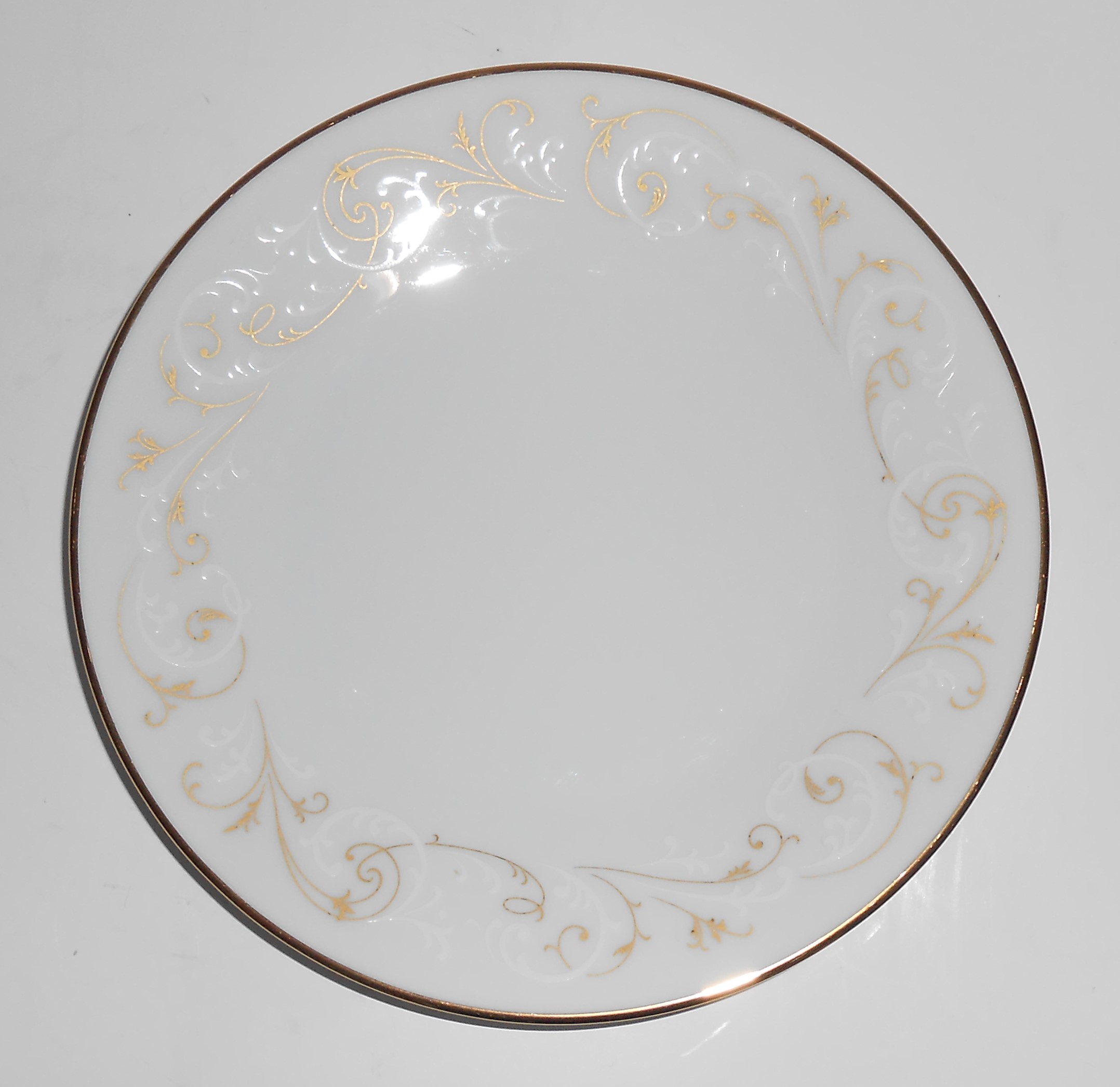 Noritake Porcelain China Duetto W/Gold Bread Plate
