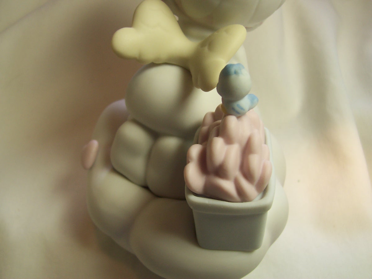 Precious Moments Figurine Sending You My Love