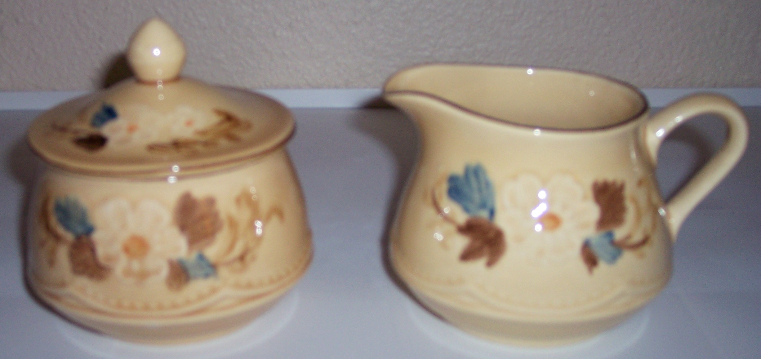 Franciscan Pottery Bouquet Creamer/Sugar Set