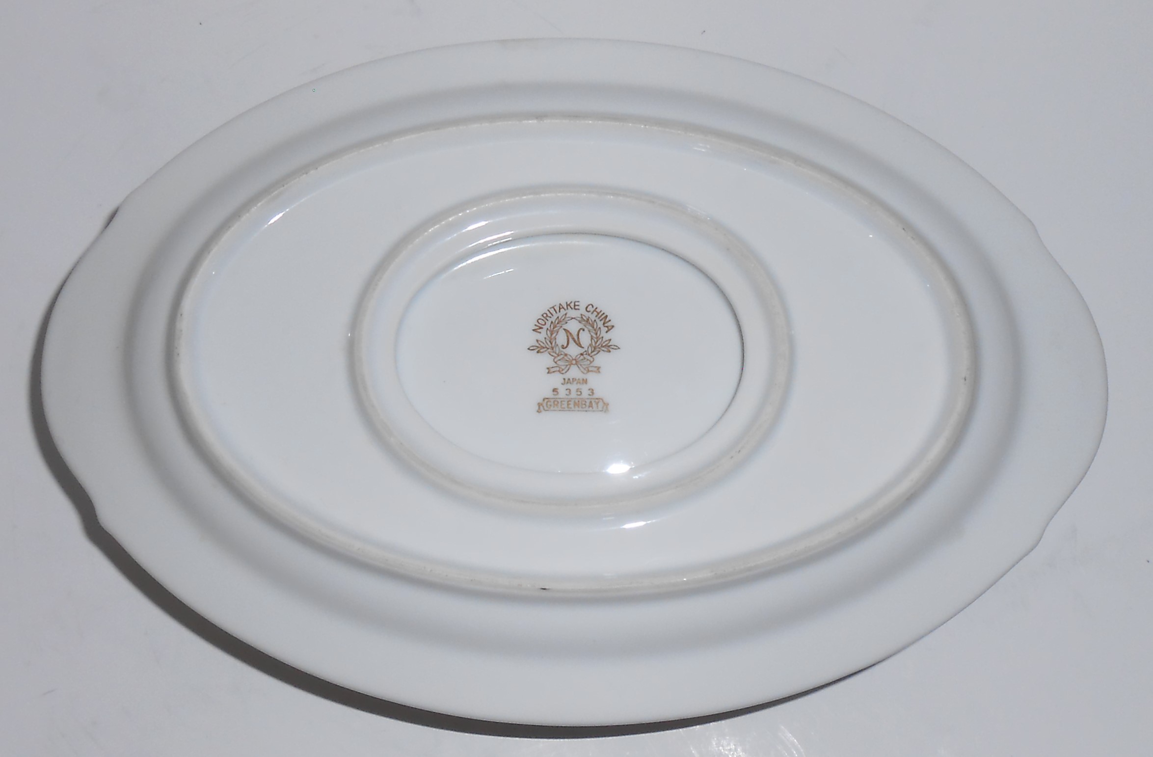Noritake Porcelain China Greenbay W/Gold Gravy Bowl