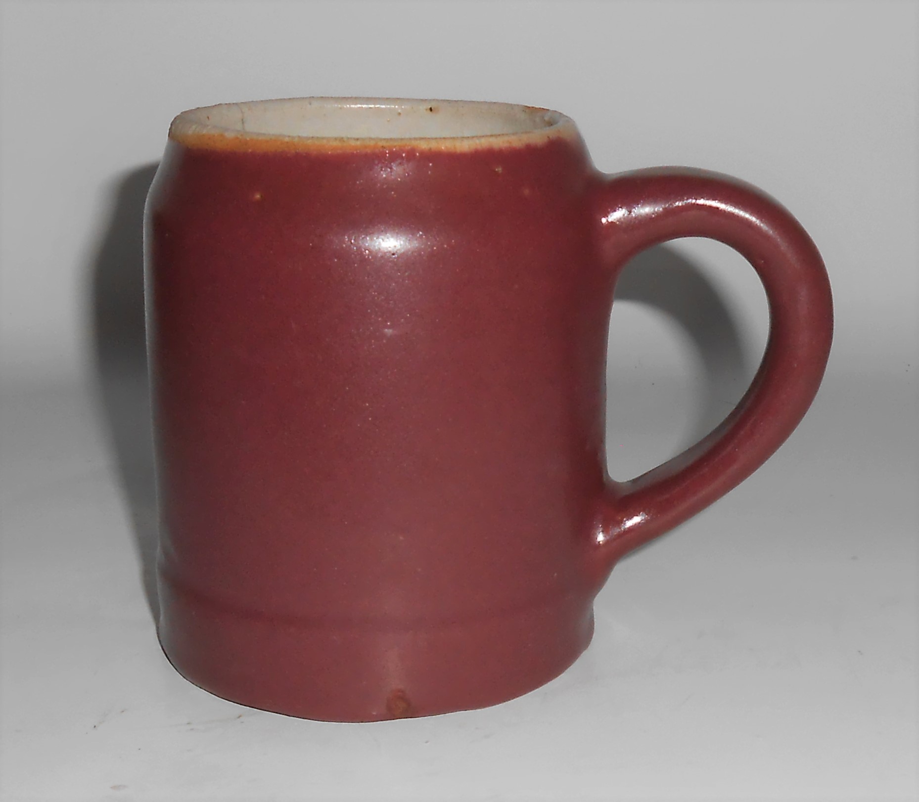 Zanesville Stoneware Pottery Matte Rose/White Beer Mug