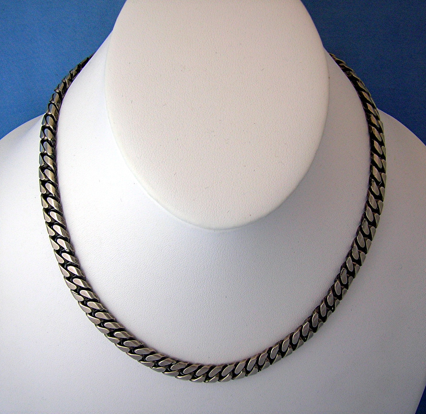 Sterling Silver Curb Link Tooggle Clasp Necklace