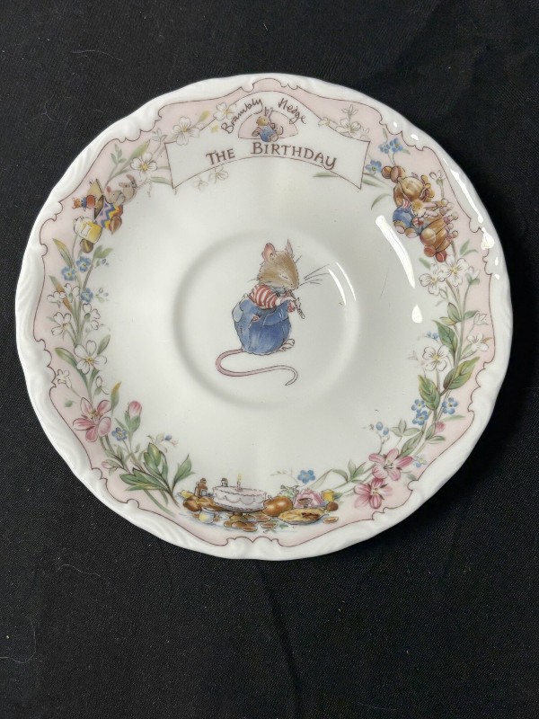 Royal Doulton Brambly Hedge The Birthday Teacup Saucer Set Vintage Bath Cubes ‘87