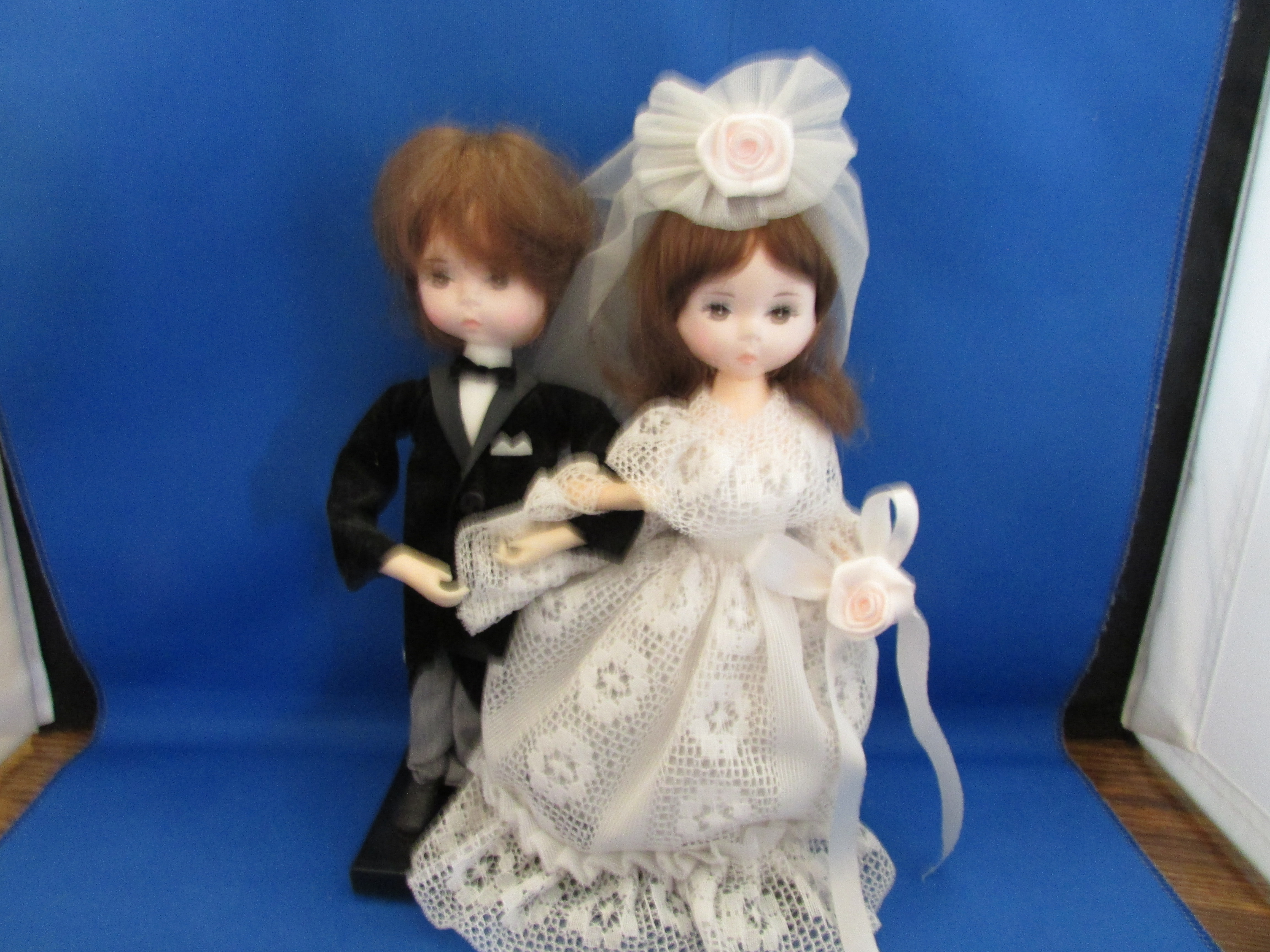 Bradley Dolls Wedding Couple