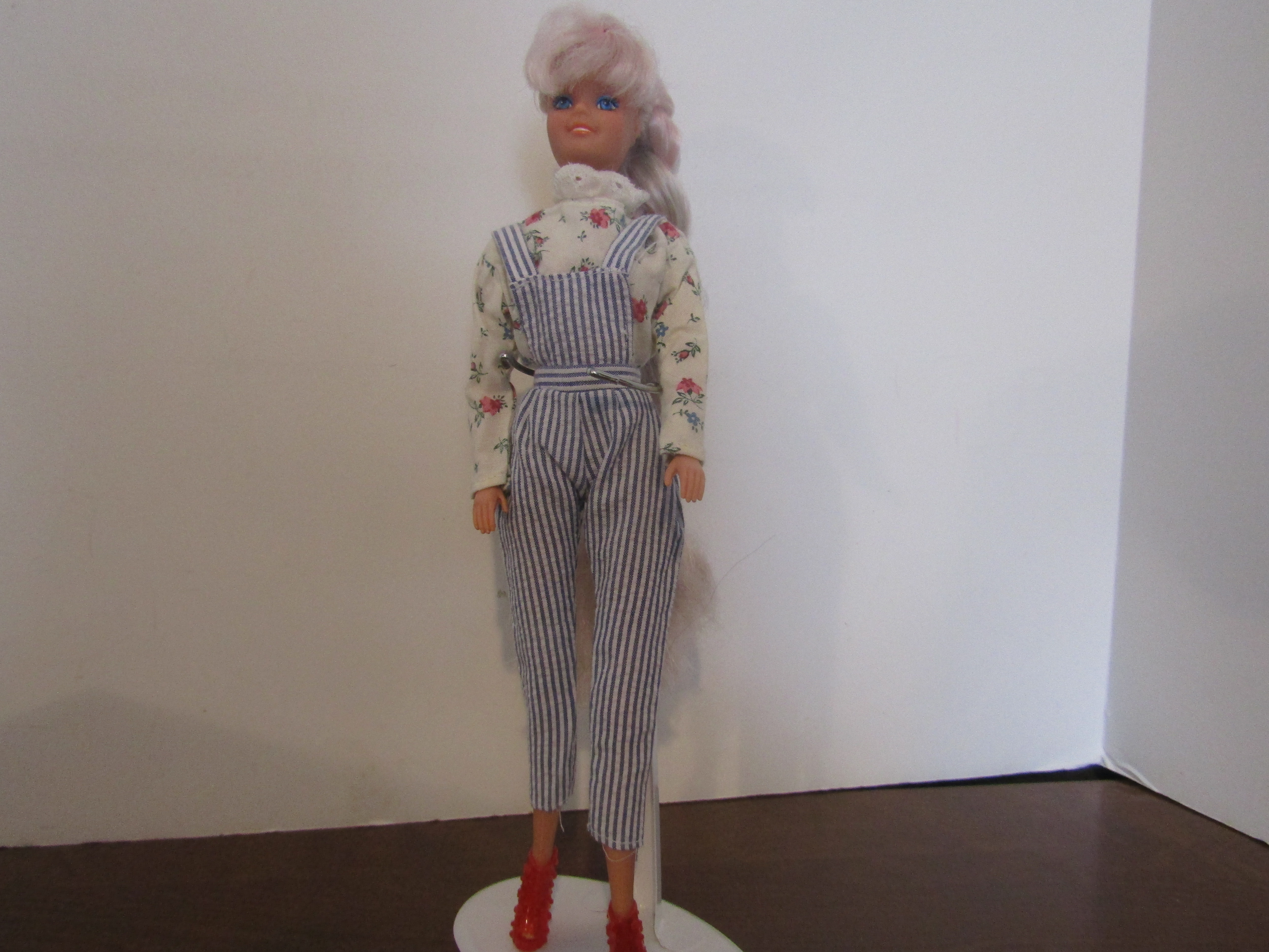 Eighties Fashion Doll Barbie Clone Totsy1