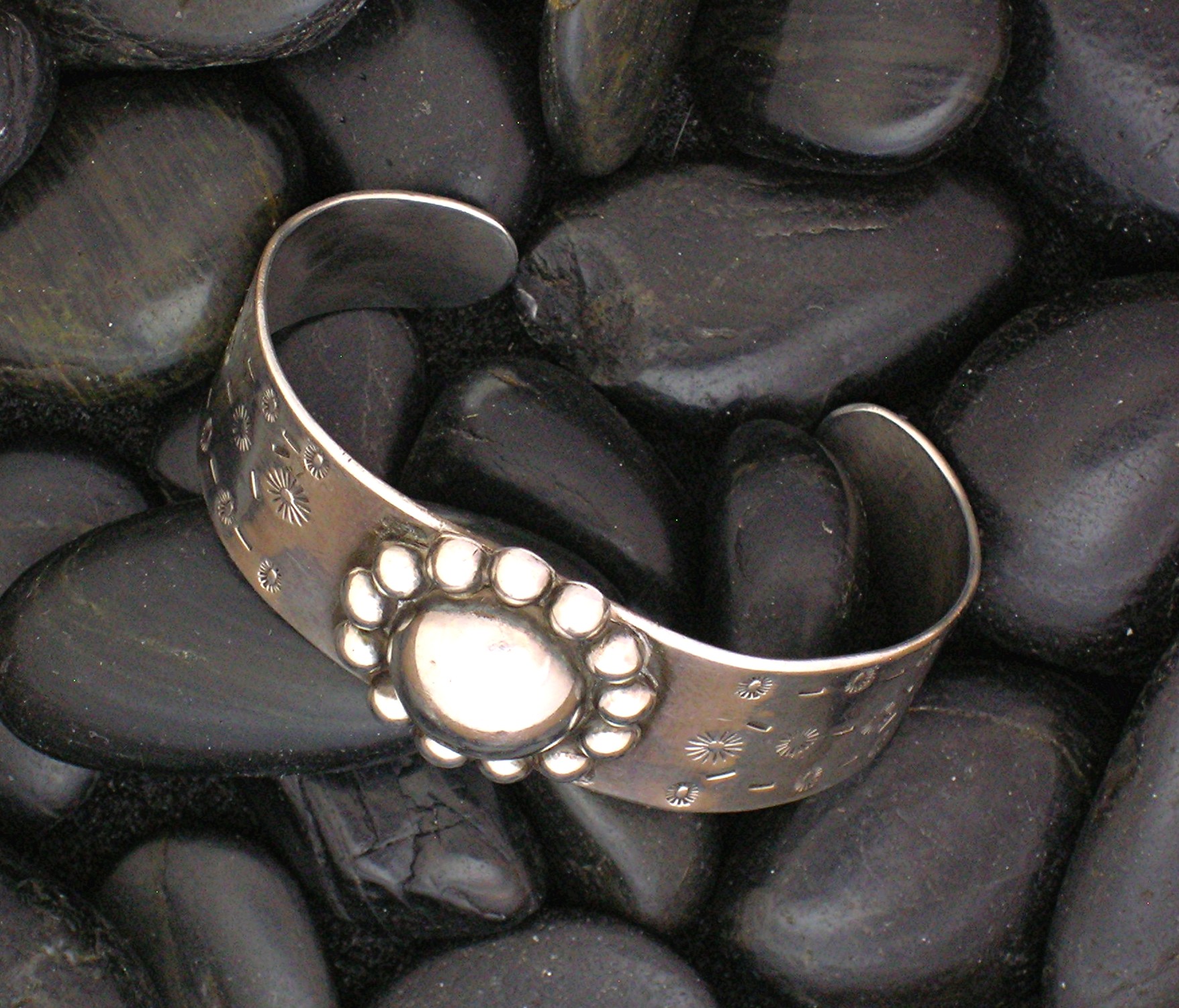Sterling Silver American Indian Look Bracelet Mexico 40