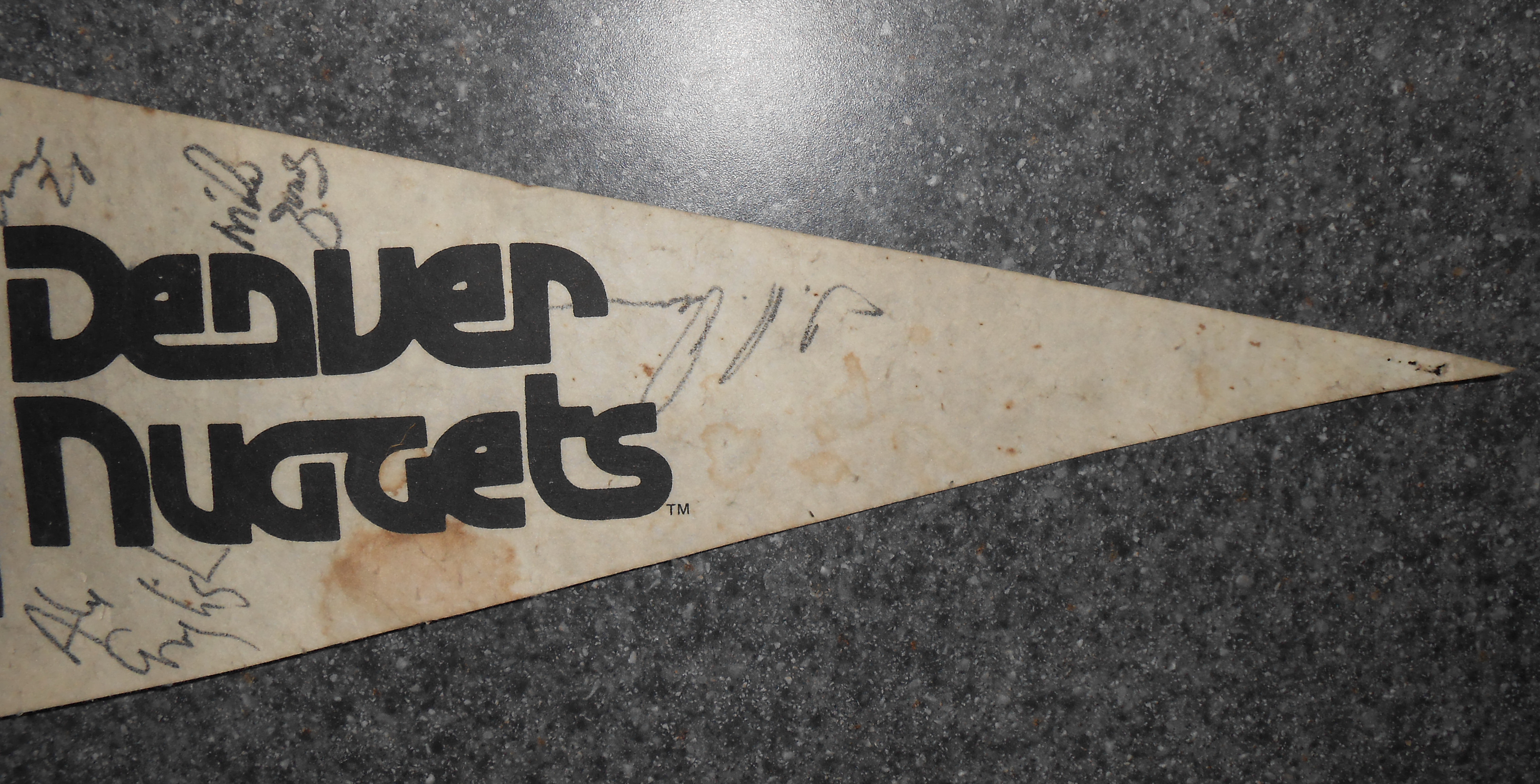 1985-1986 Denver Nuggets Pennant W/10 Autographs!