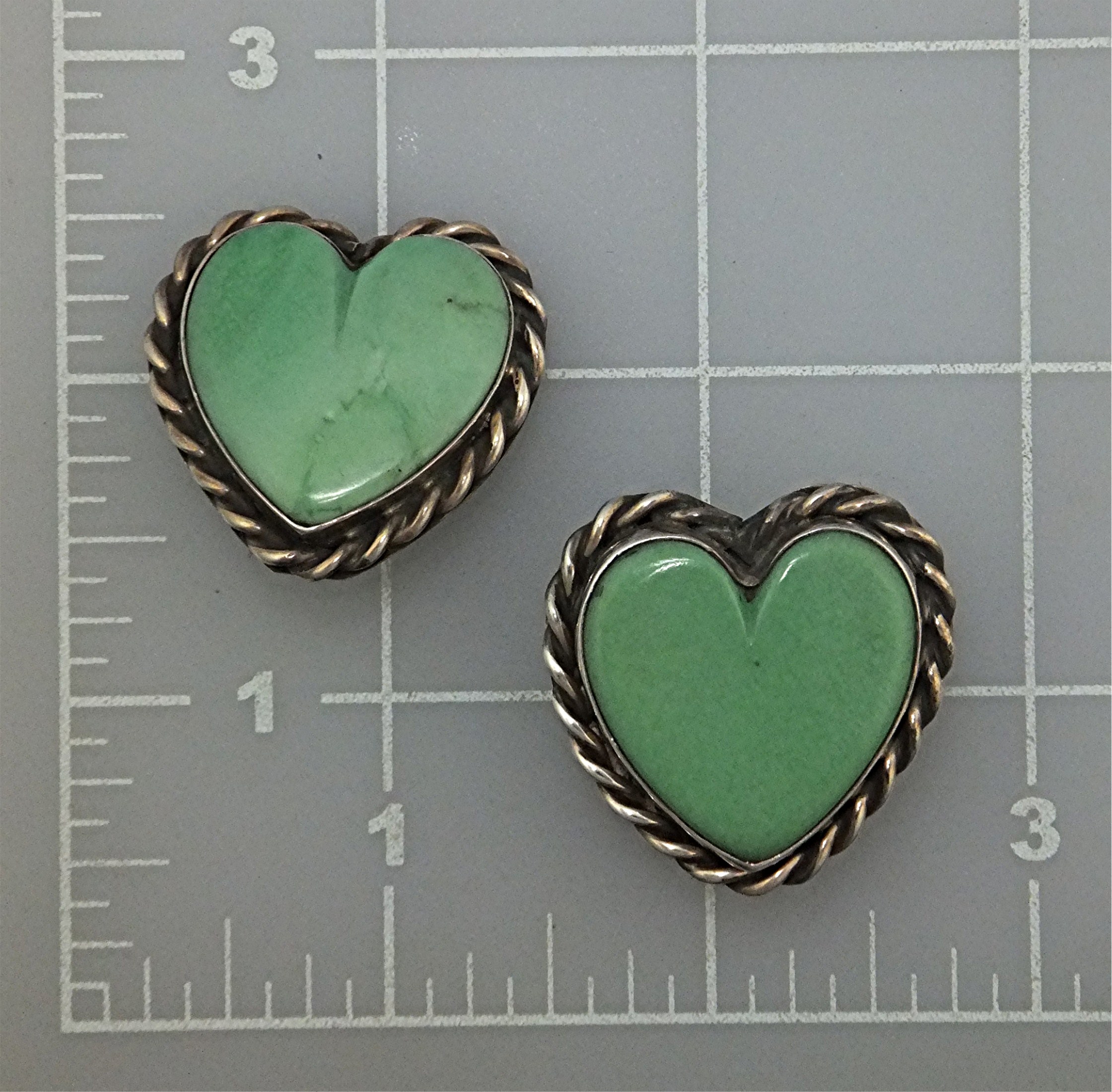 David Troutman Sterling Silver Varicite Heart Clip Earr