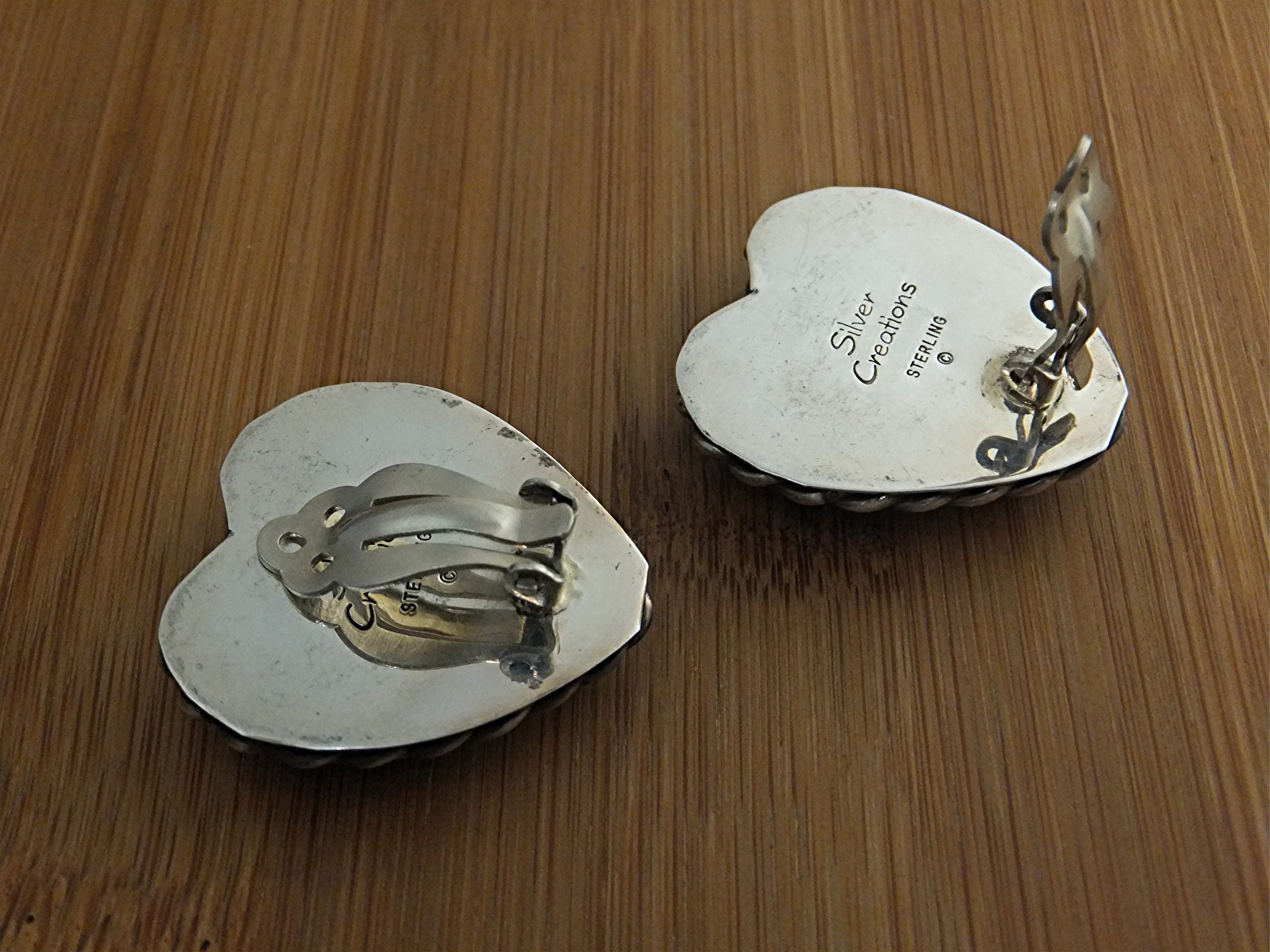 David Troutman Sterling Silver Varicite Heart Clip Earr