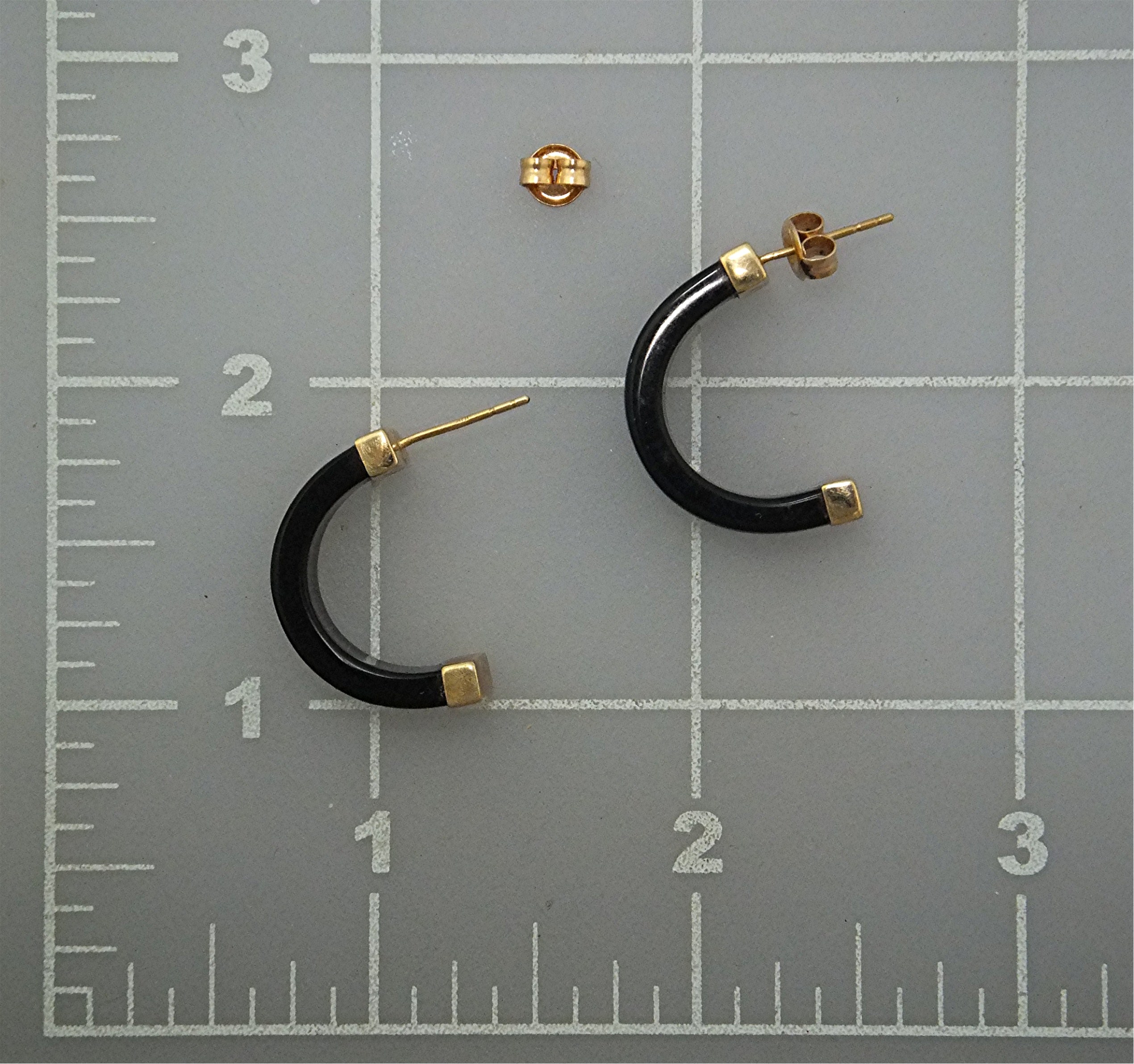 Earrings 10K Gold Onyx Pierced Half Hoop