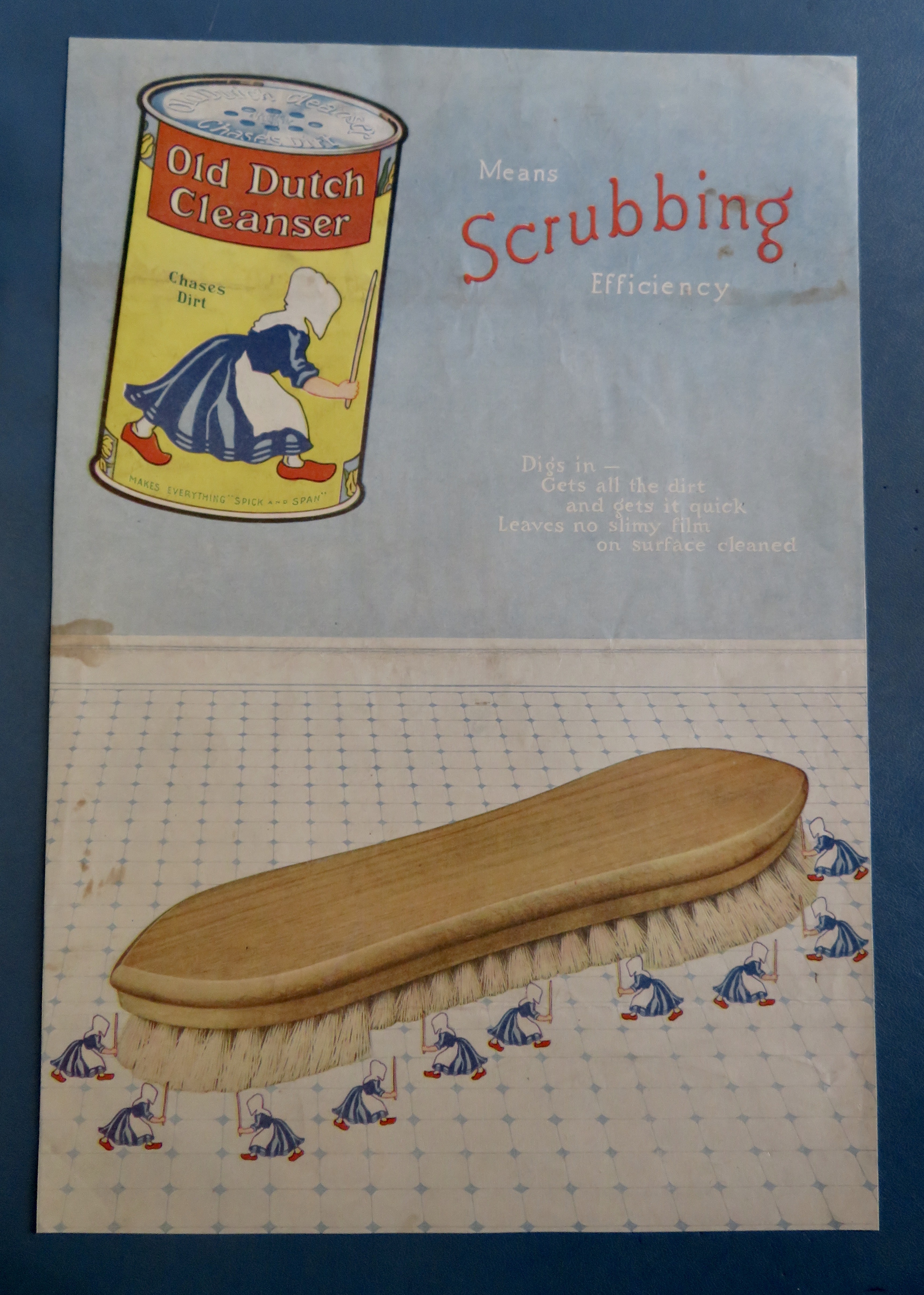 1918 Old Dutch Cleanser with Group of Maids with Brush