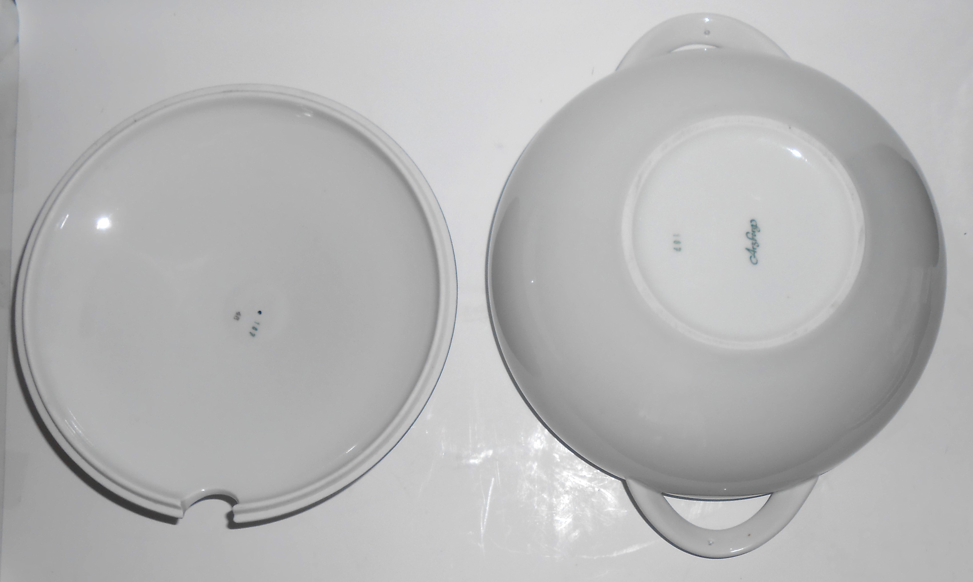 Arzberg Porcelain China 9573  Gray Band w/Gold Large So