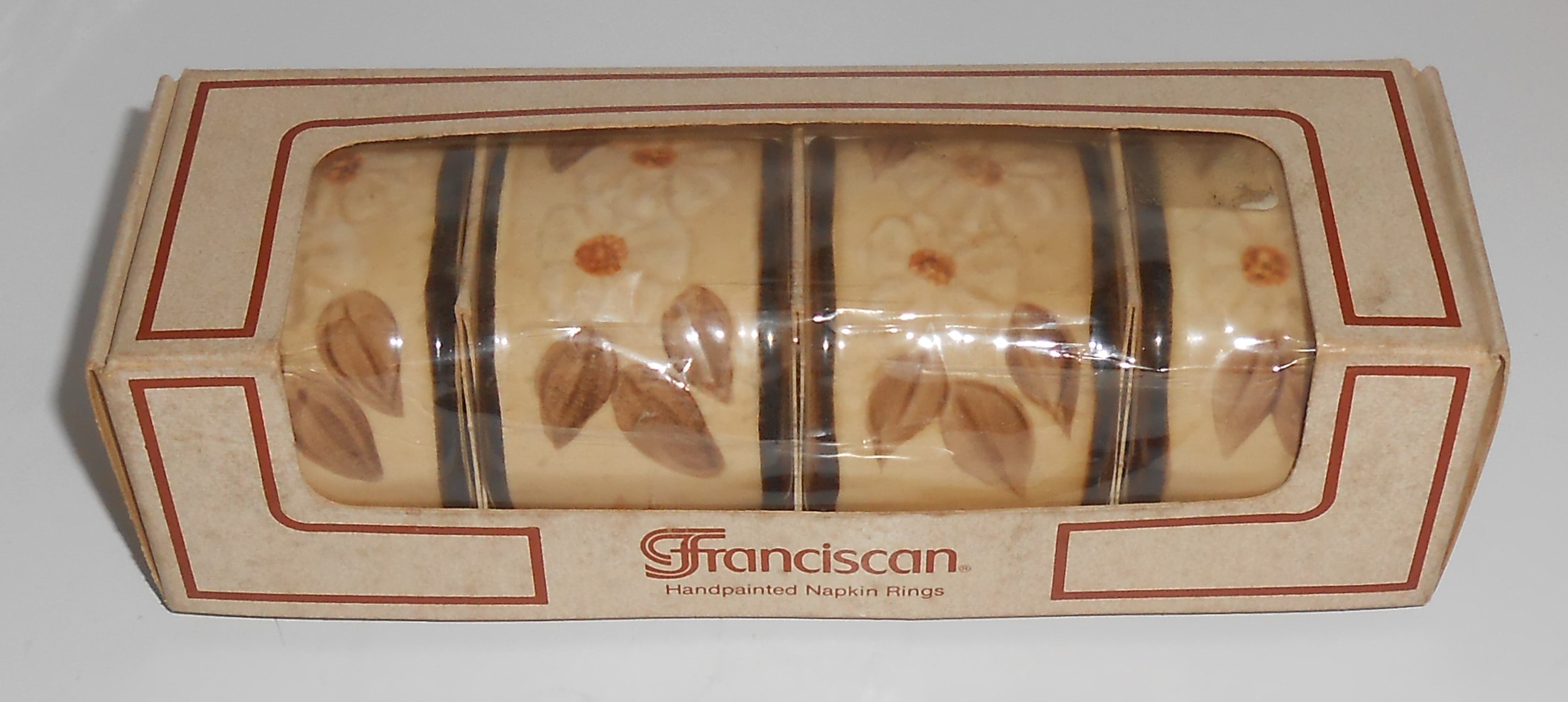 Franciscan Pottery Cafe Royal Napkin Set/4 Rings w/Box