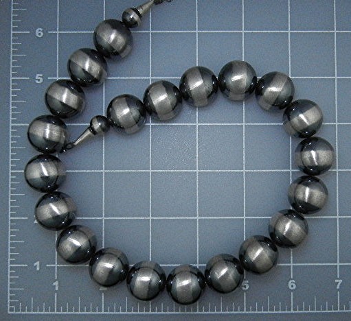 Navajo Pearls Sterling Silver 62 Grams 18 1/2 Inches
