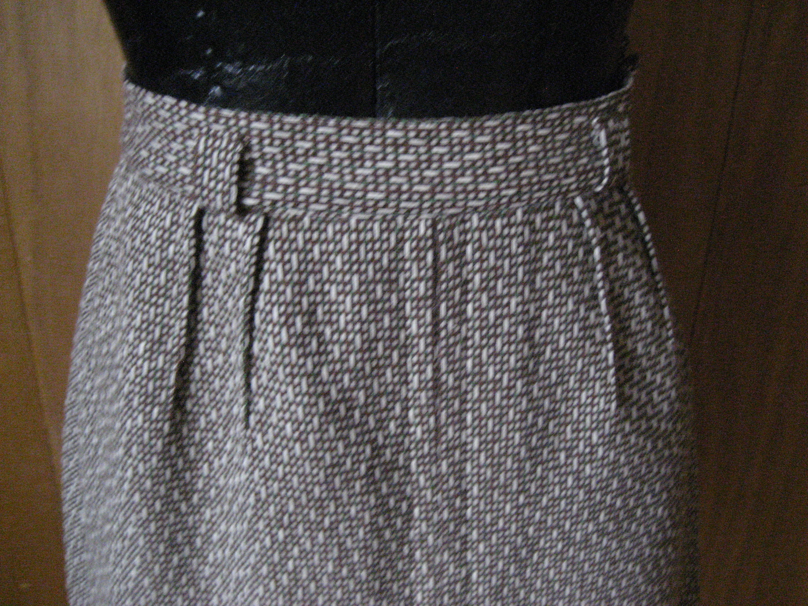 British Walking Wool Skirt From Summit