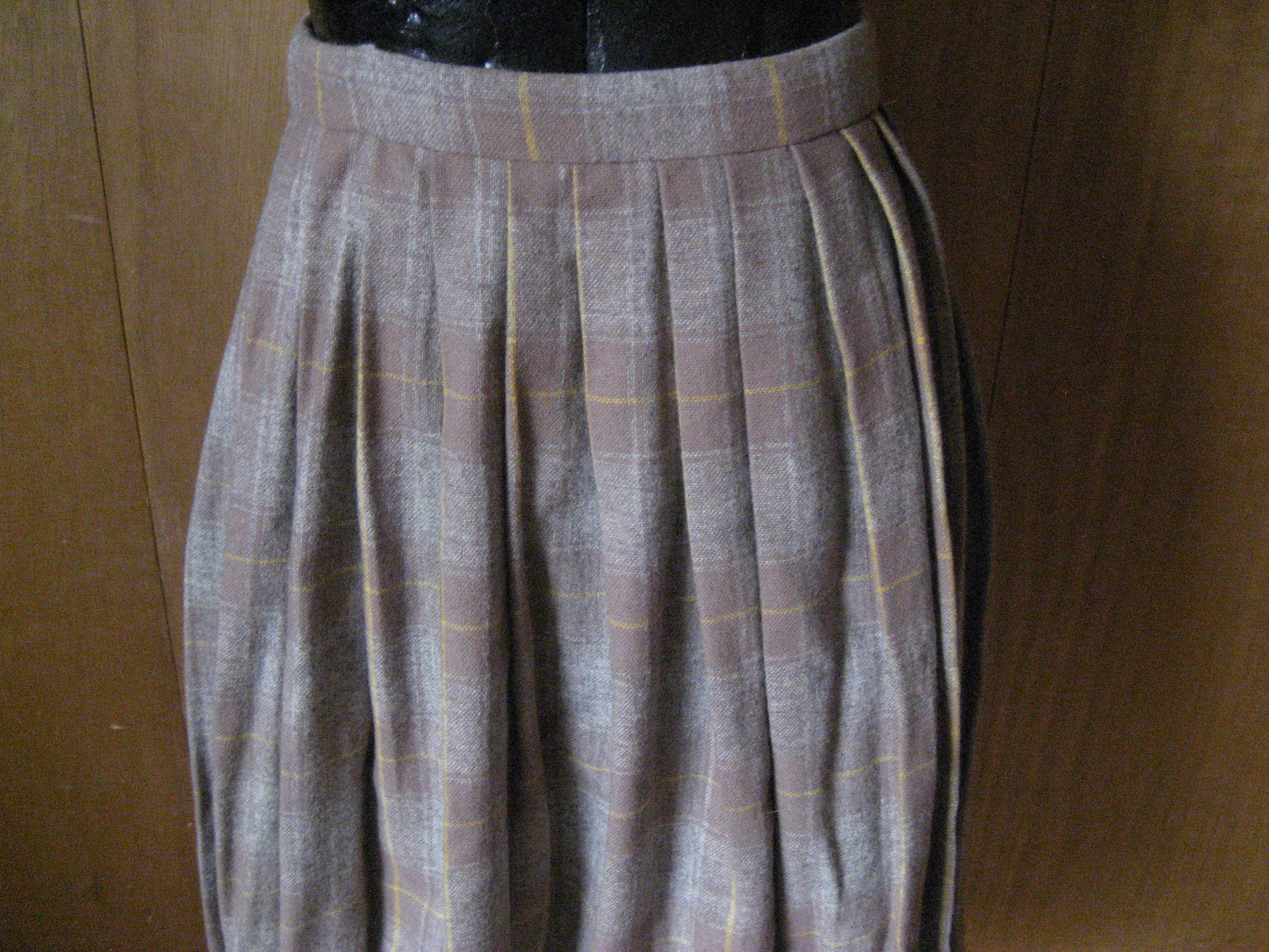 Tan Pleated Wool Skirt