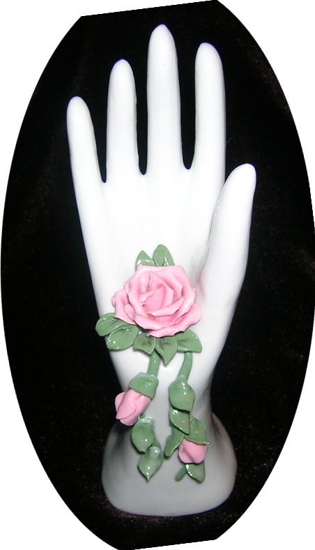 Porcelain Rin Holder Hand & Rose' s