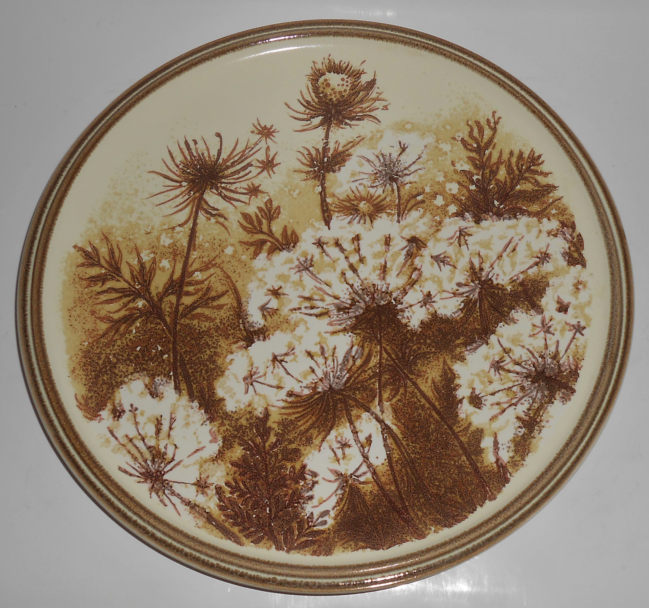 Mikasa China Pottery Rolling HIlls Chop Plate