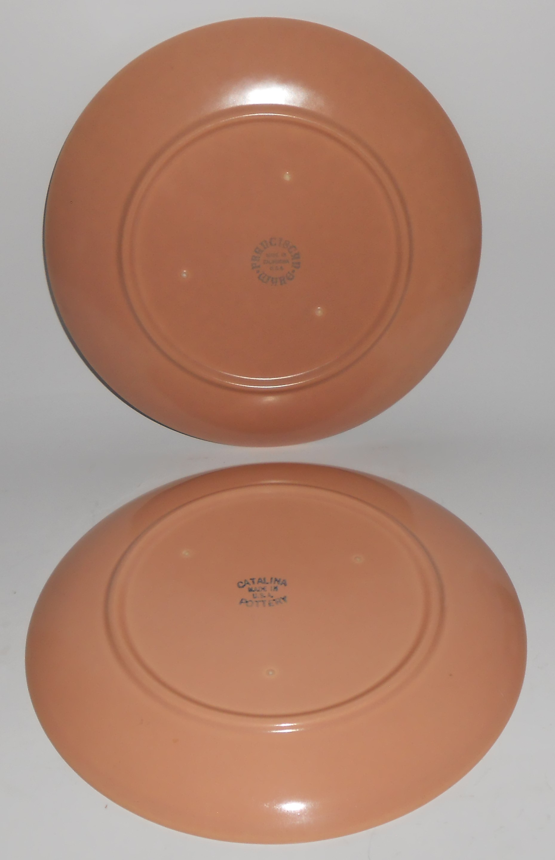 Catalina Pottery Rancho Ware Satin Coral Dinner Plate