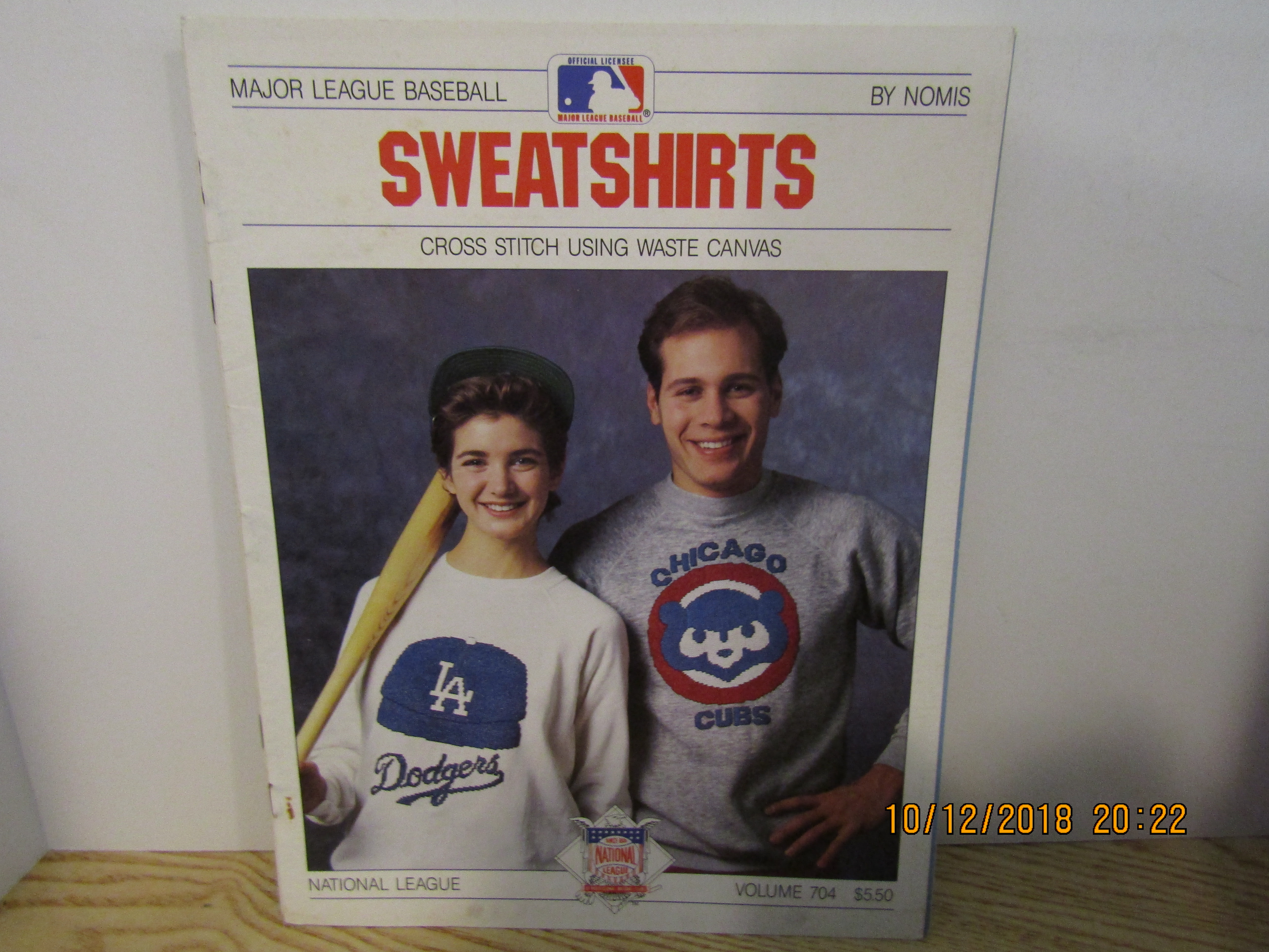 Nomis Cross Stitch Sweatshirts National League #704