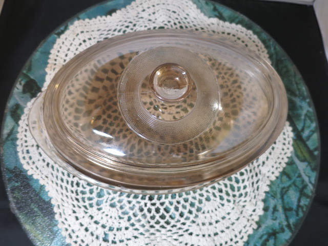 Glasbake Jeanette Glass Oval Casserole with lid 1 QT J235 25 78