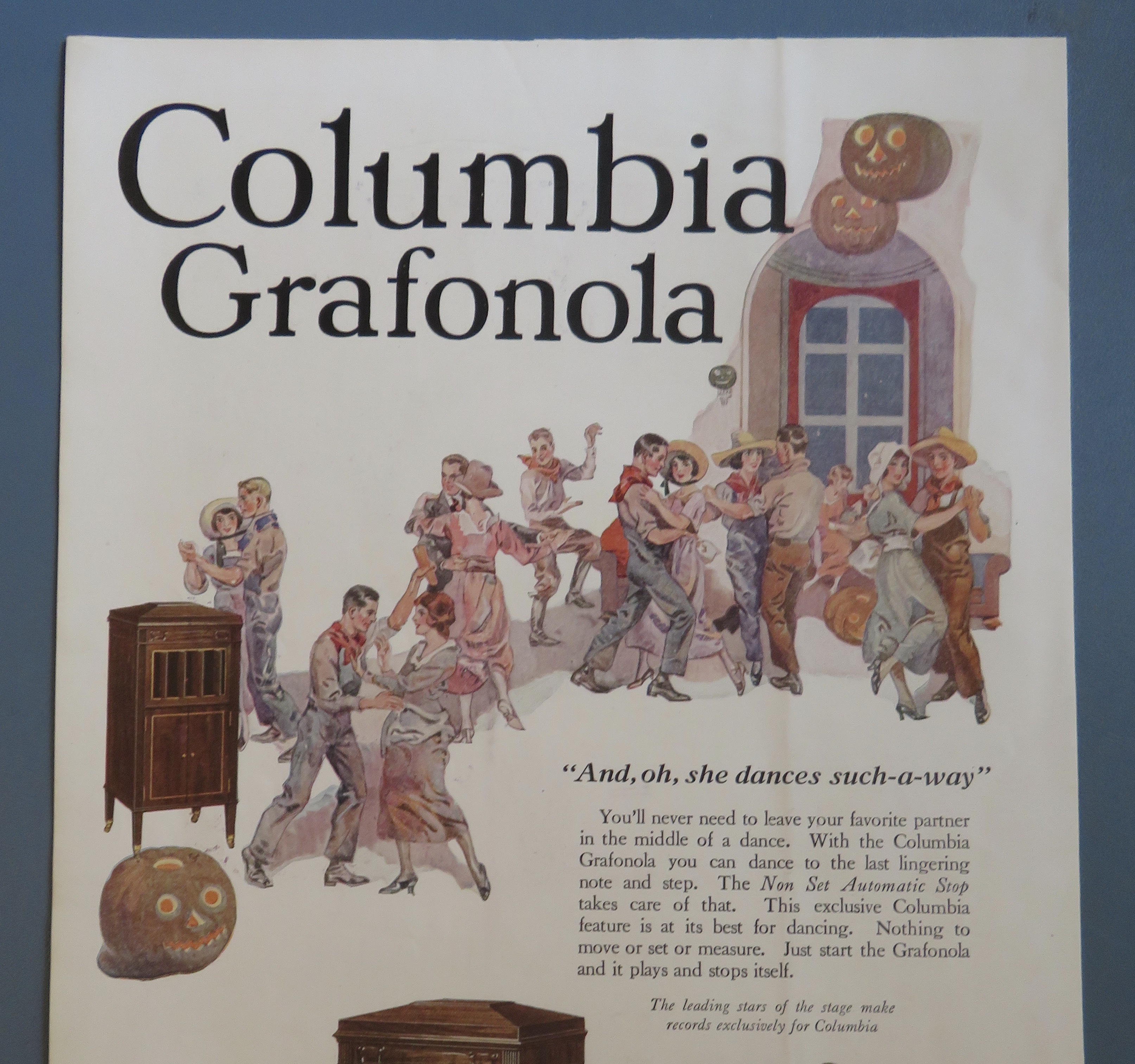 1920 Columbia Graphophone with the Grafonola