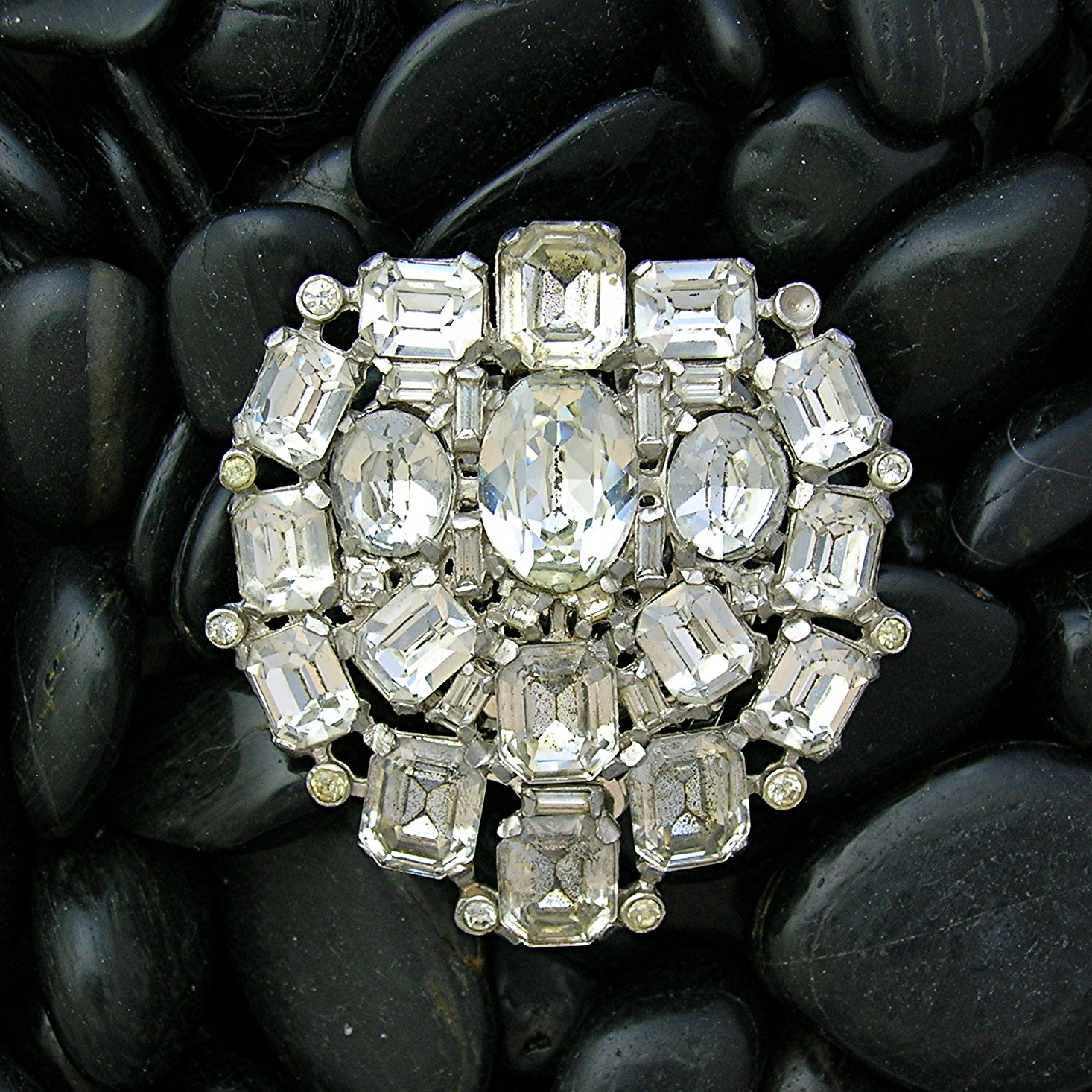 Dress Clip Rhinestone Silver Foil Silver Rhodium Plate