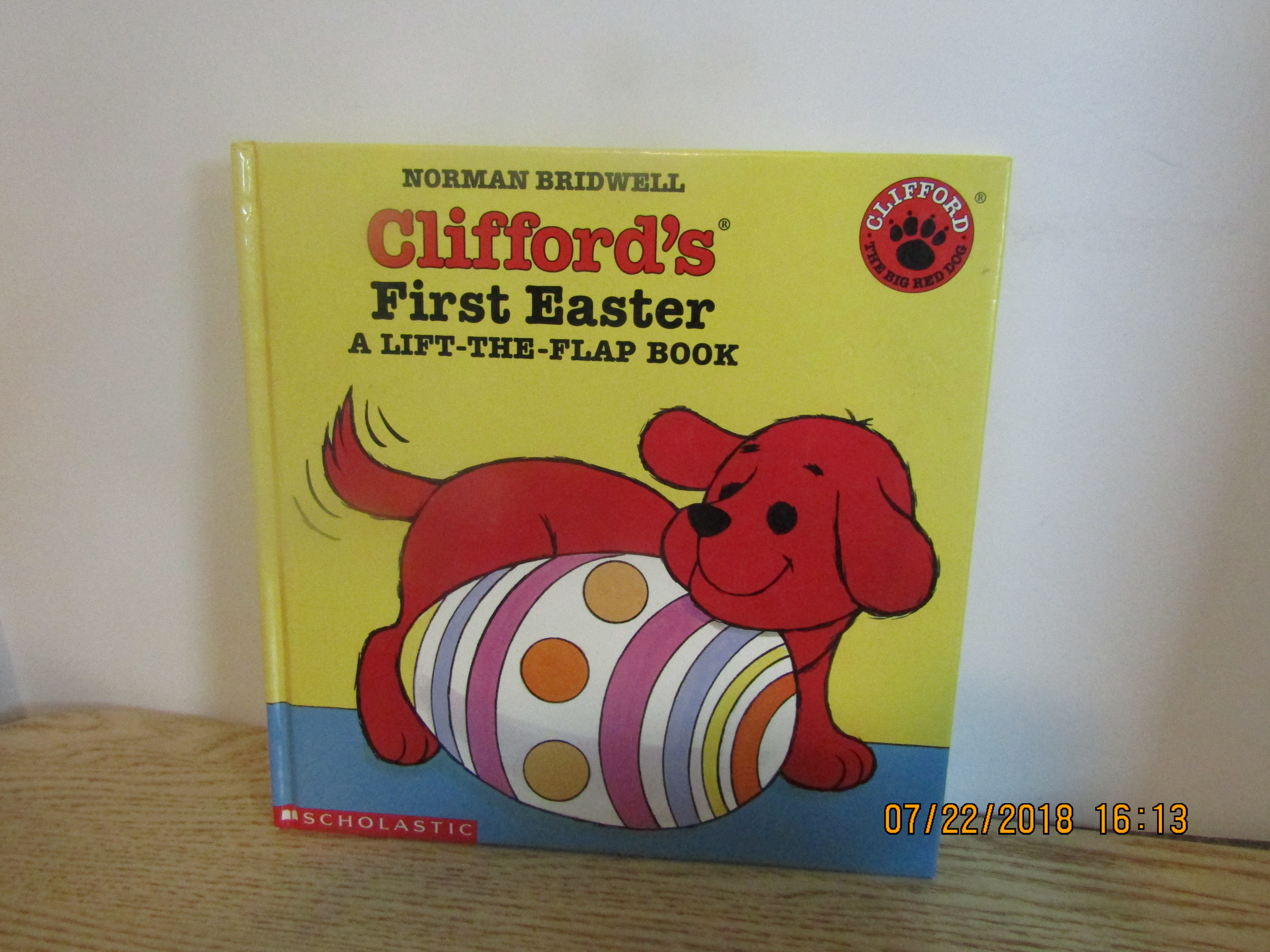 Children's Lift-The-Flap Book Clifford's First Easter