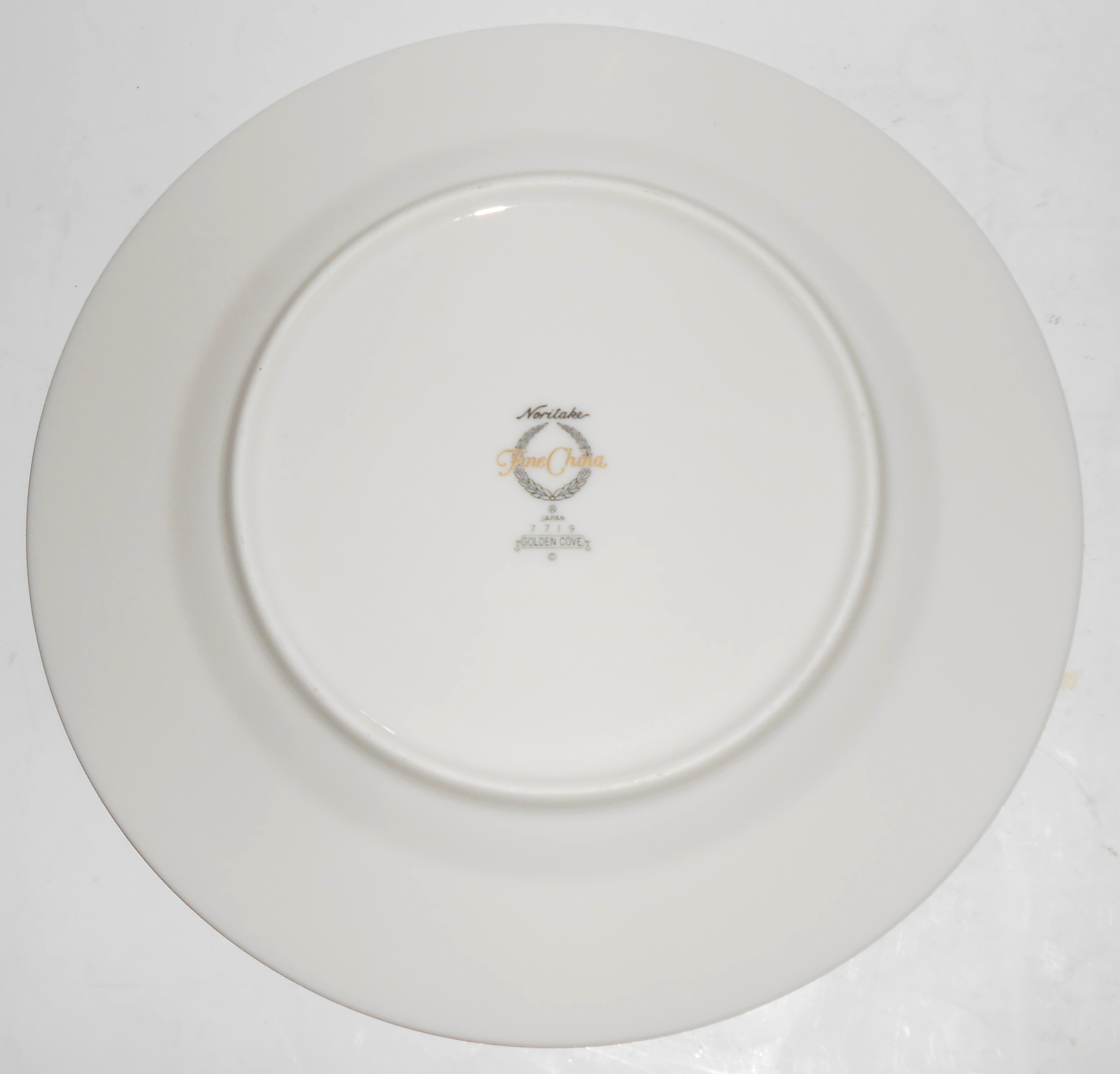 Noritake China Porcelain Golden Cove Salad Plate