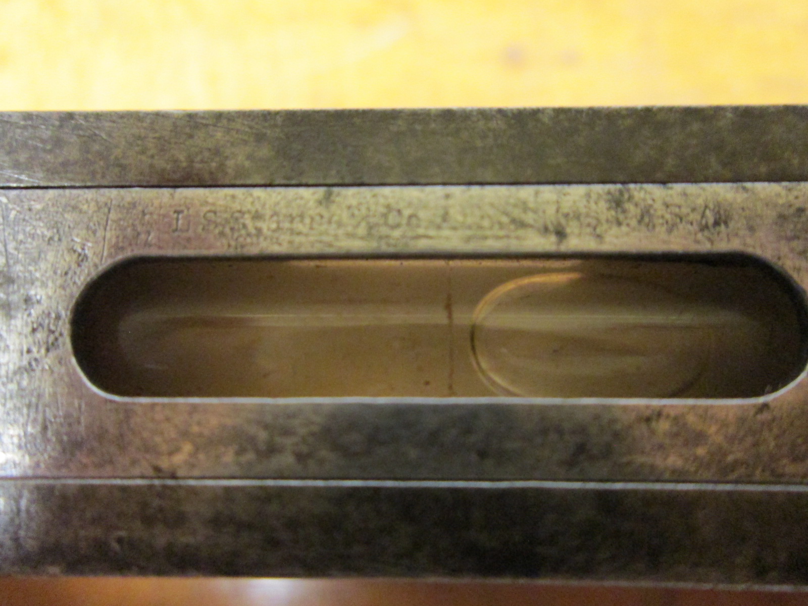 L. S. Starrett Bench Plumb/Level 12 inch No. 132