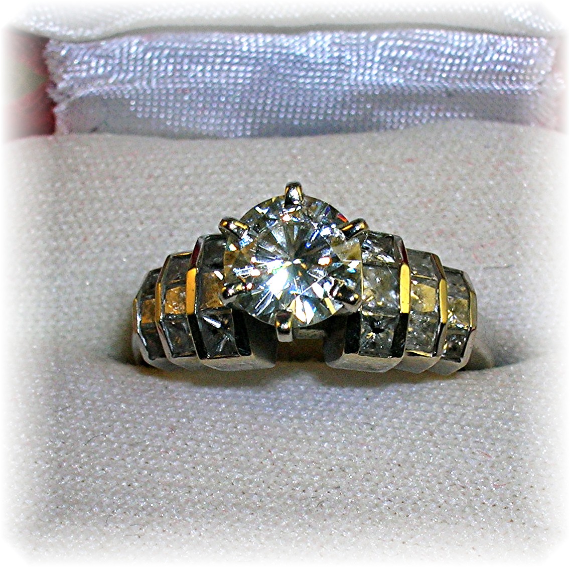 14K White Gold 1ct Moissanite & Diamonds Ring