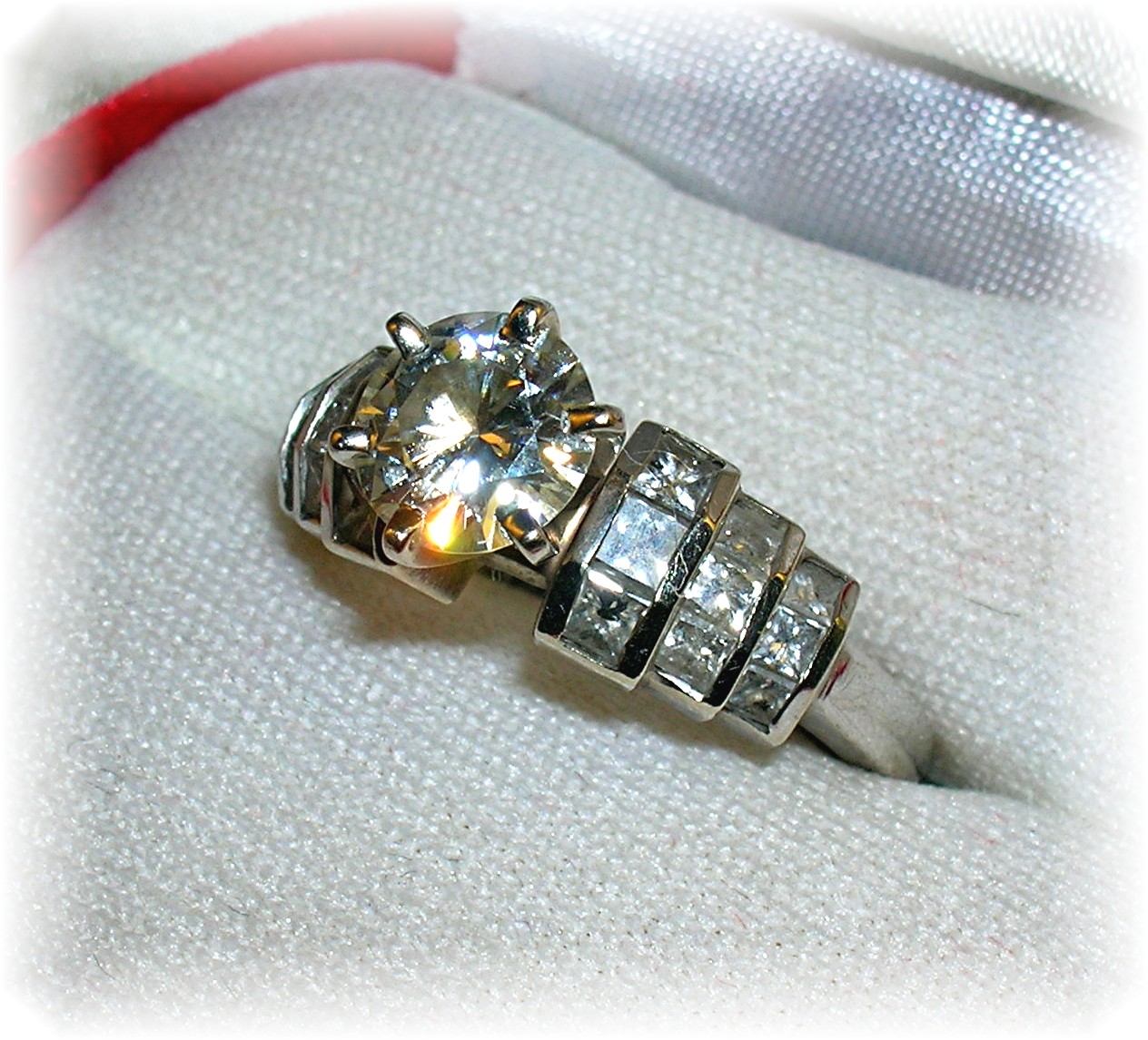 14K White Gold 1ct Moissanite & Diamonds Ring