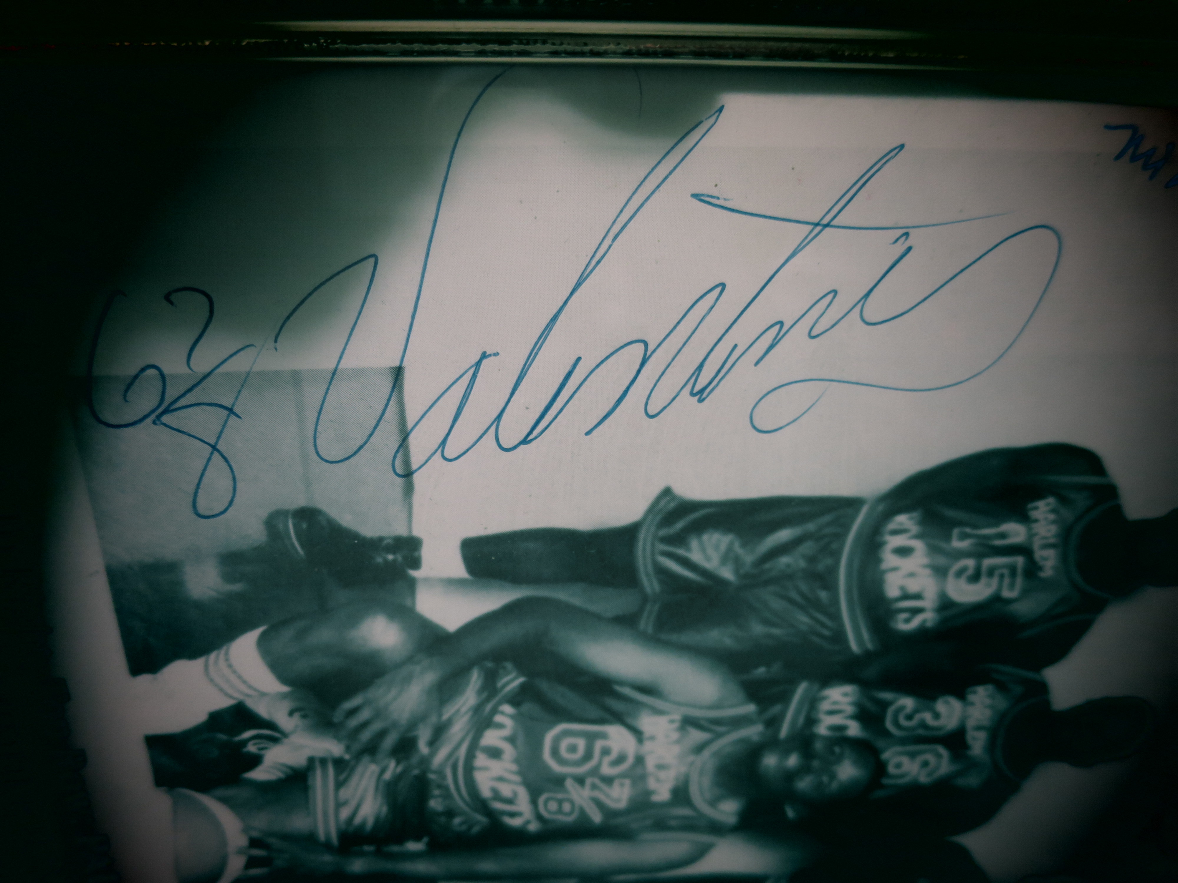 Harlem Rockets Picture with Autographs