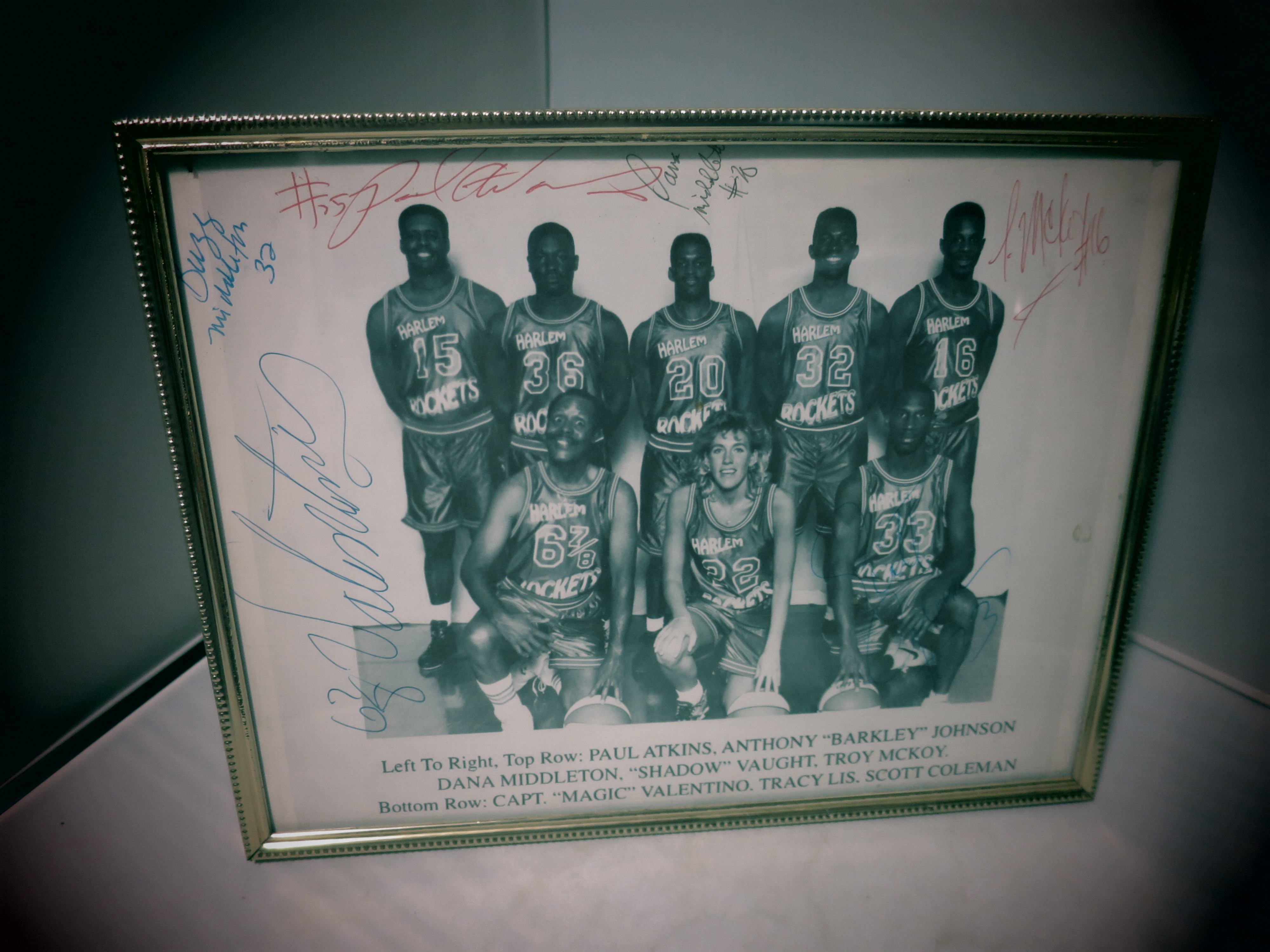 Harlem Rockets Picture with Autographs