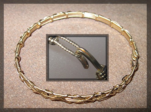 Bracelet Gold Fill Wire HandMade Criss Cross Hook clasp
