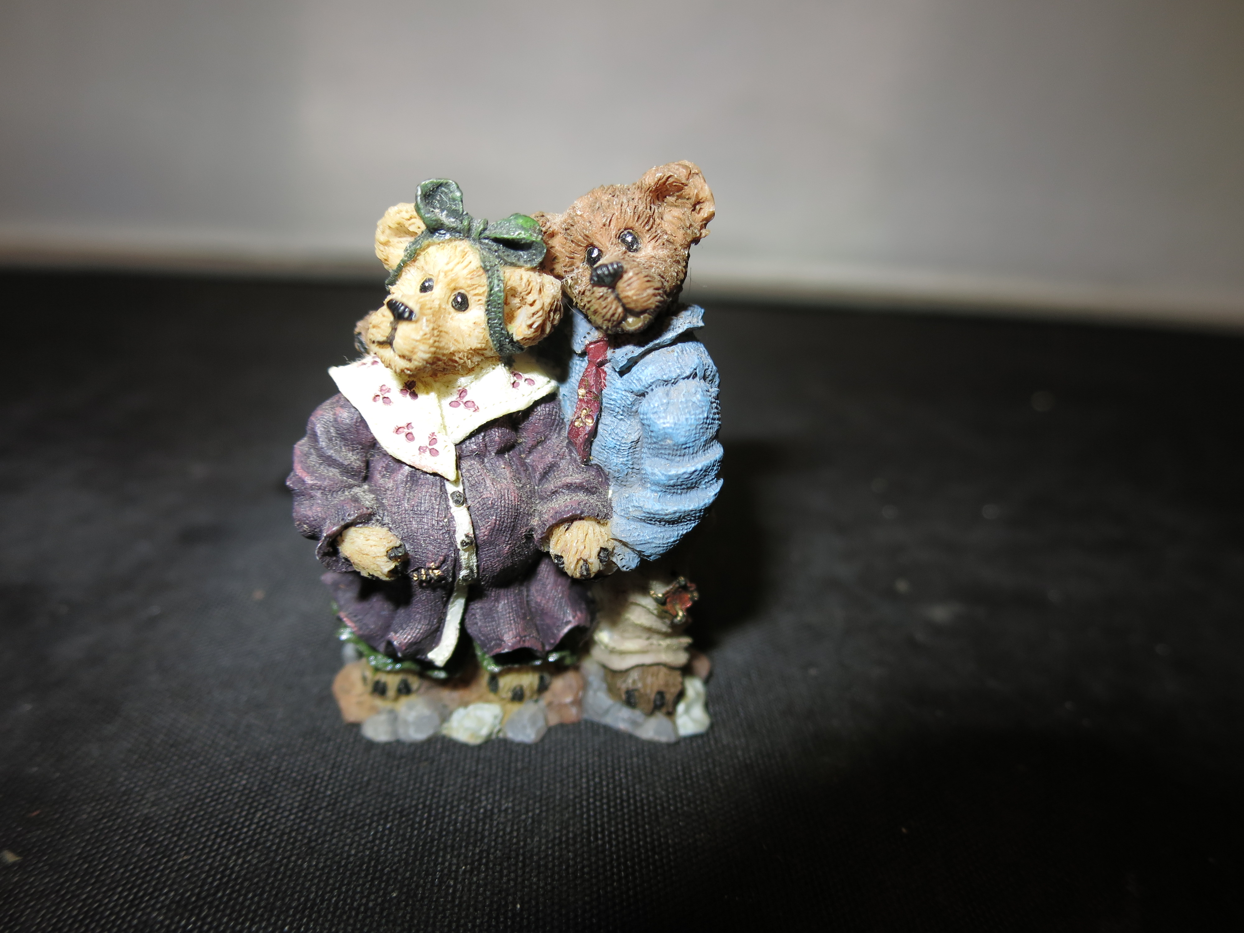 Boyds Town Village Accessories Mr Mrs Mc New Bear