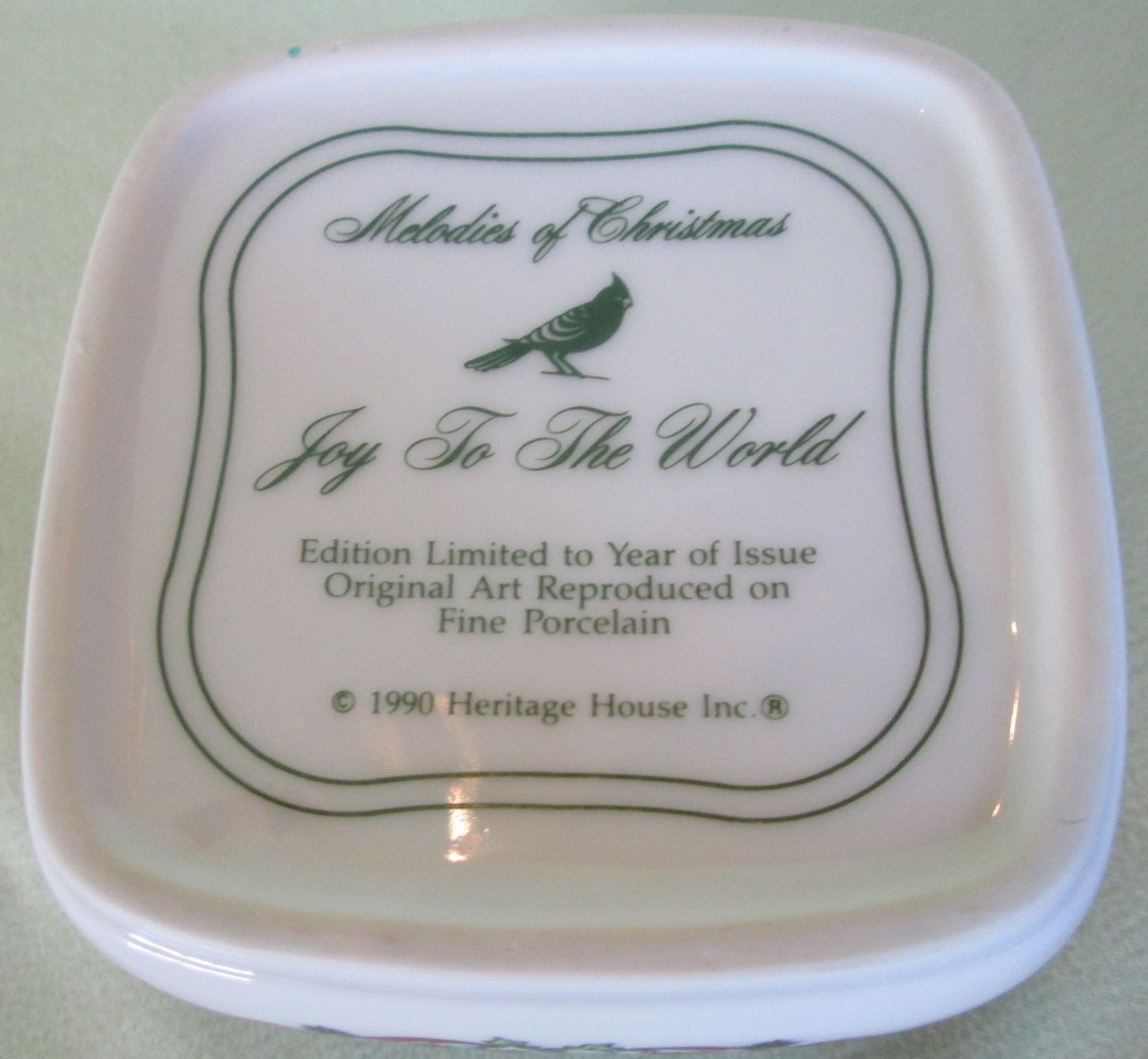 Music Box Cardinals Joy To The World