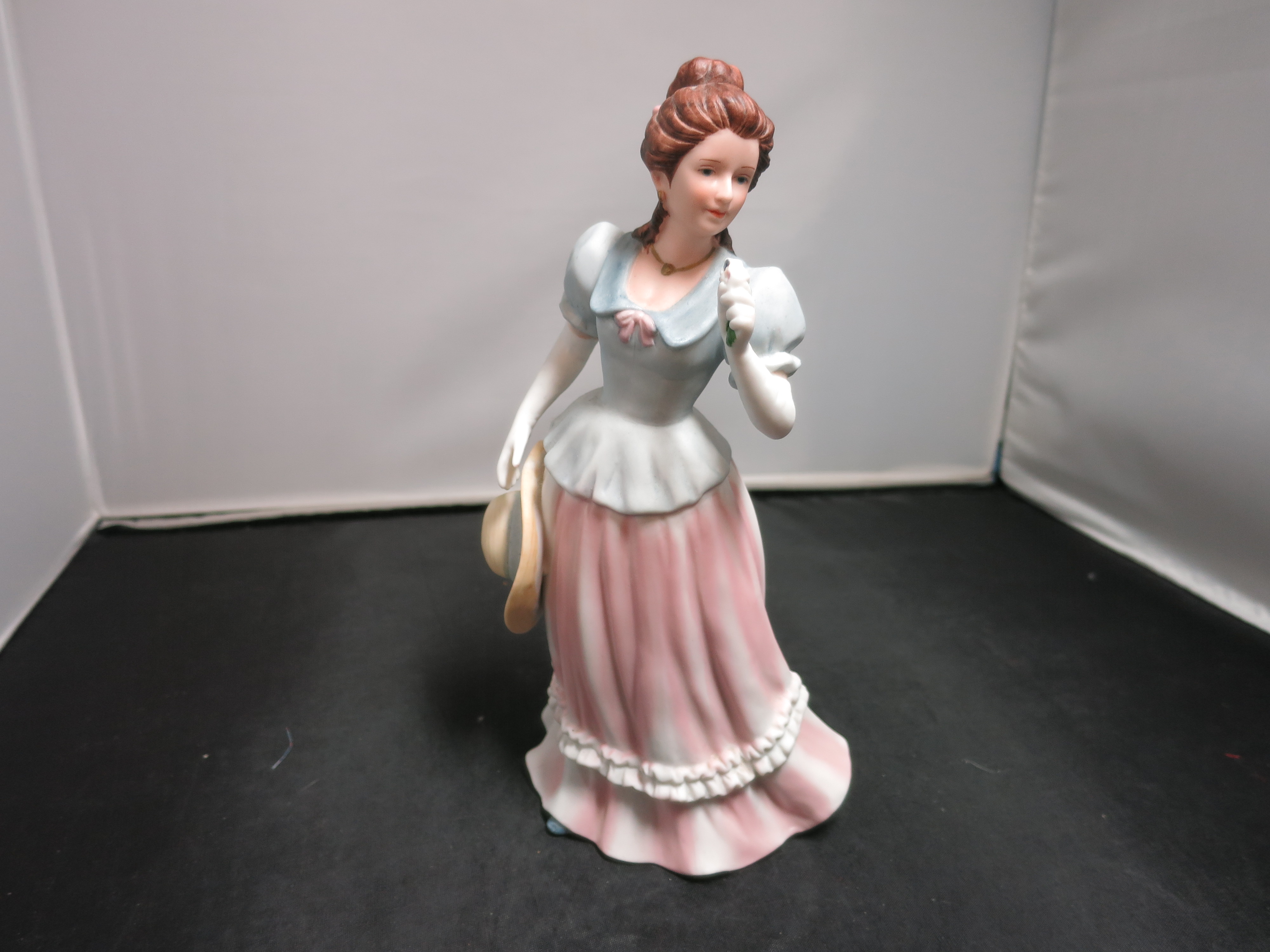 Homco Home Interiors Porcelain Figurine Lady Camille