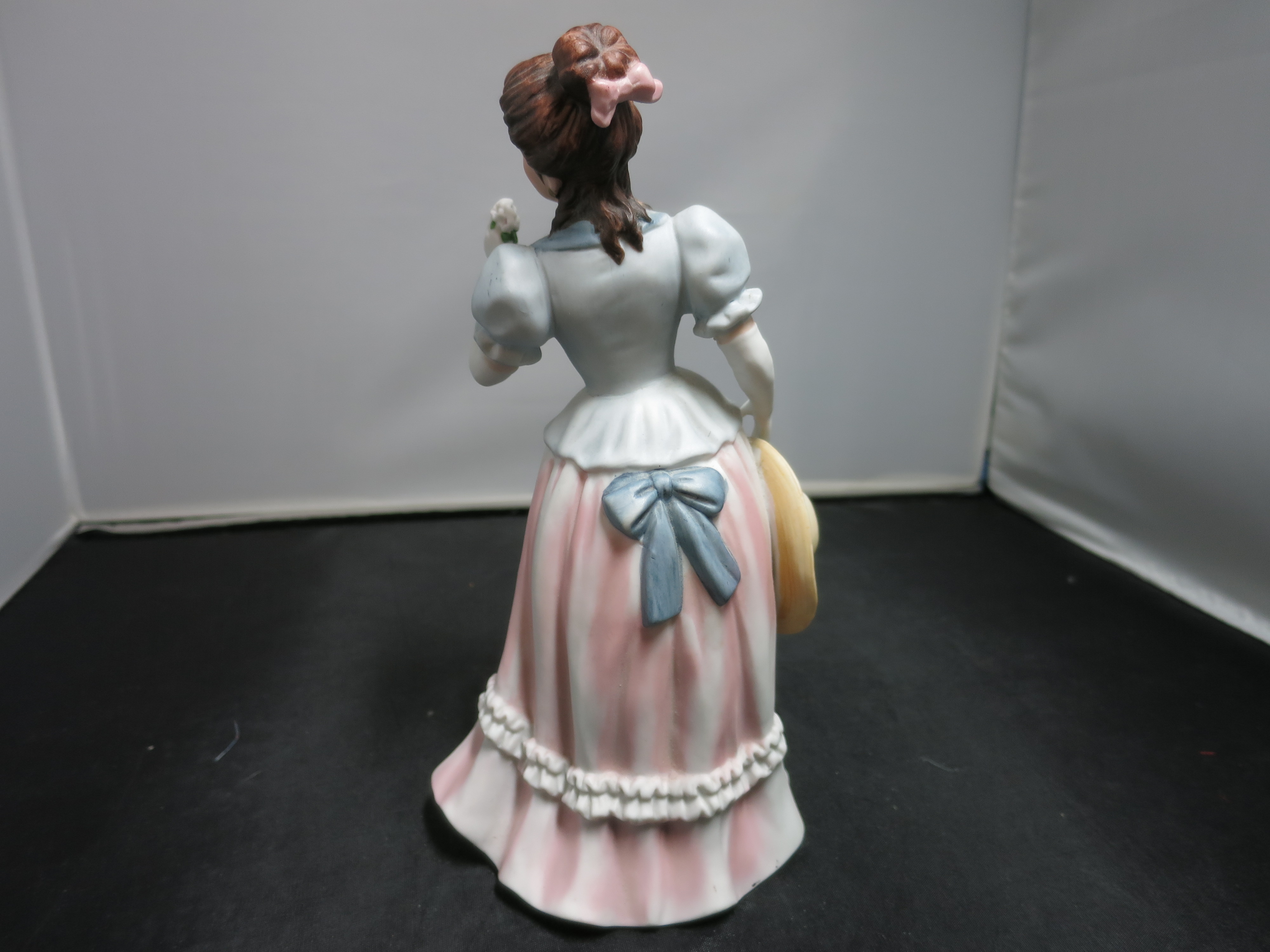 Homco Home Interiors Porcelain Figurine Lady Camille