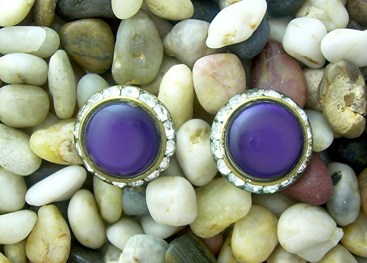 Silvertone Lucite & Rhinestone Clip Earrings.
