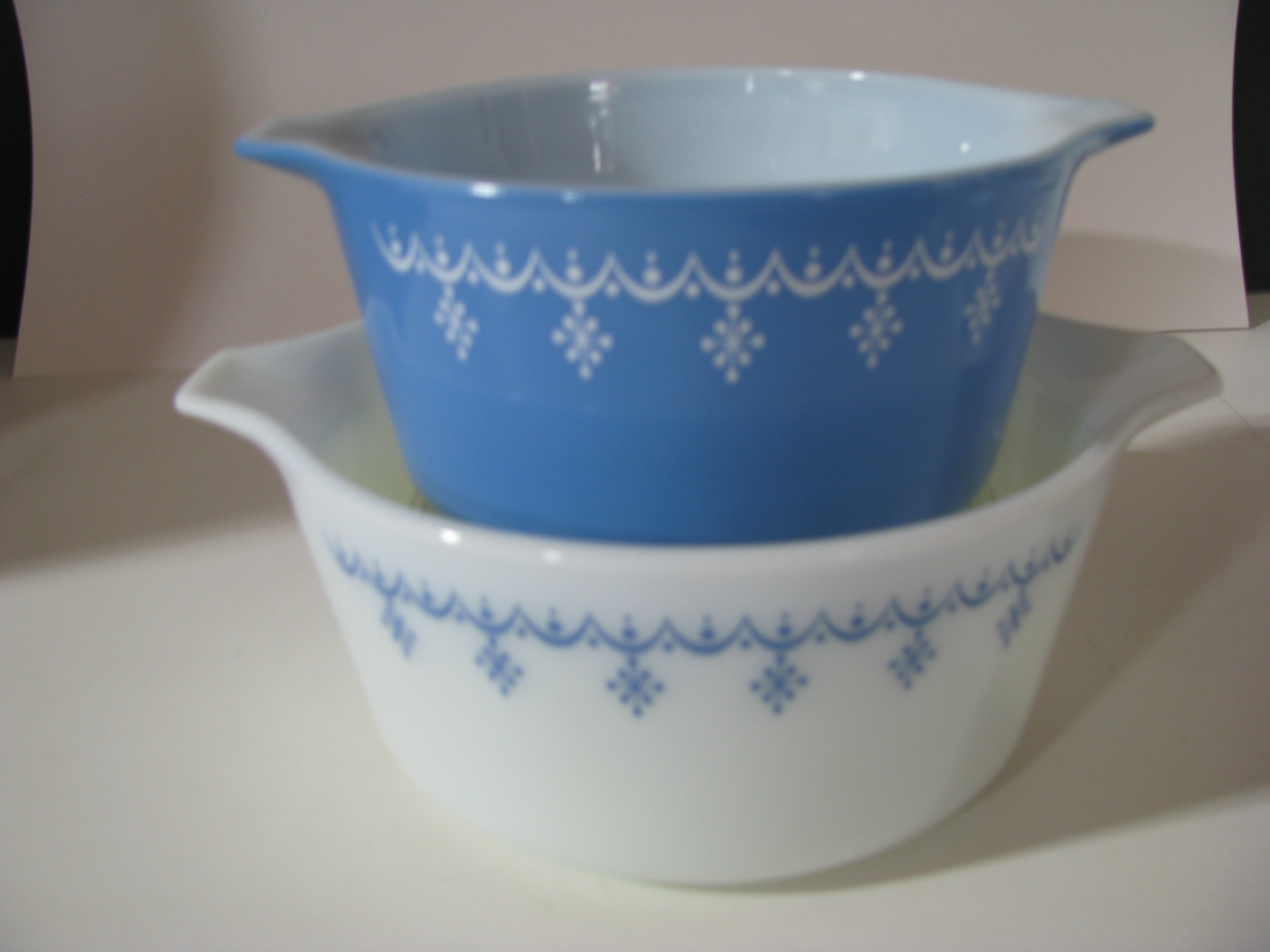 Vintage Pyrex Snowflake Cinderella Set 473 and 474-B