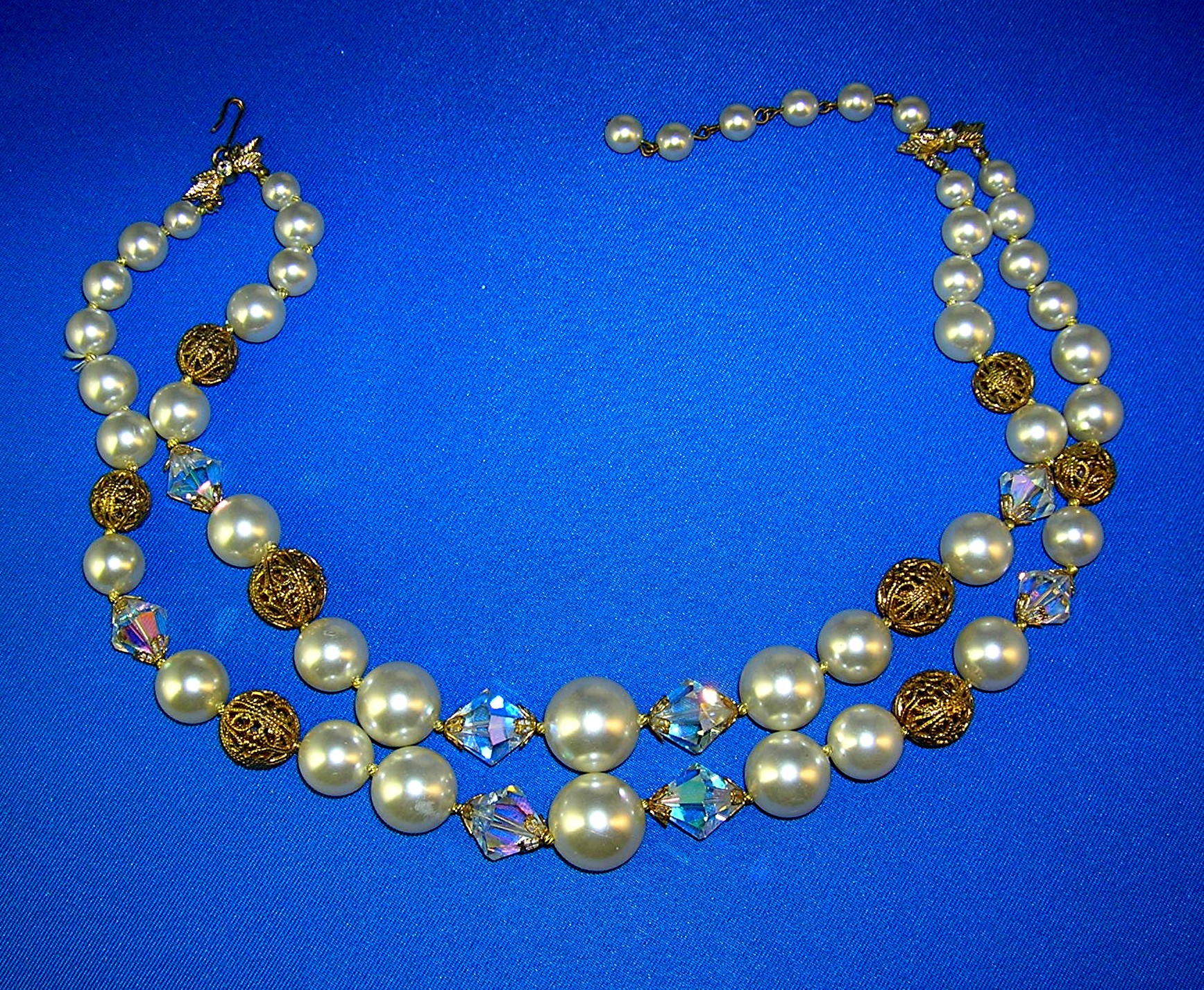 Faceted Glass &Pearl Necklace & Earrings