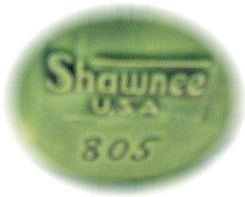 SHAWNEE Green Vines & Leaves Vase