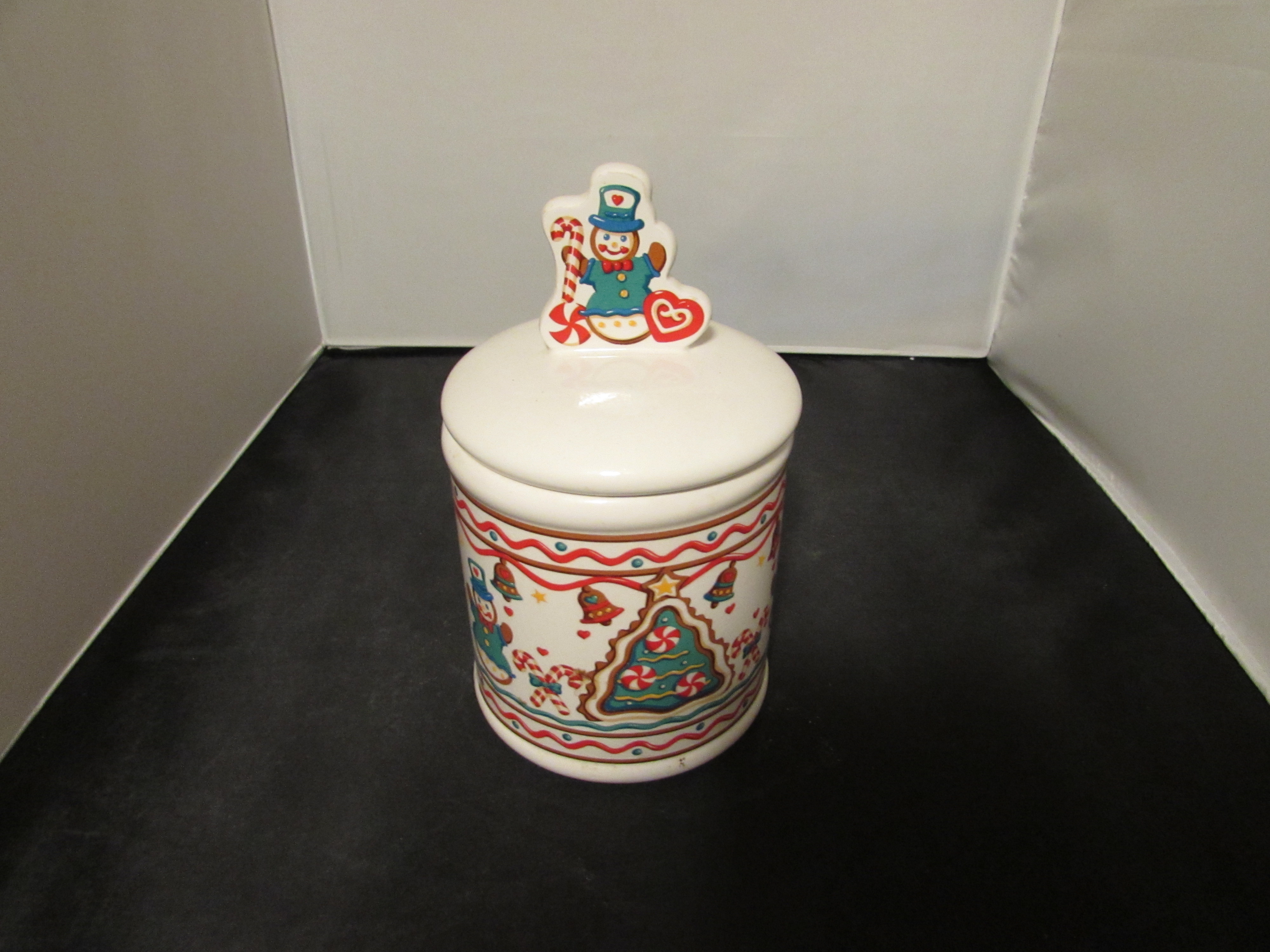 Teleflora Snowman Gingerbread Man Cookie Jar Treat Jar