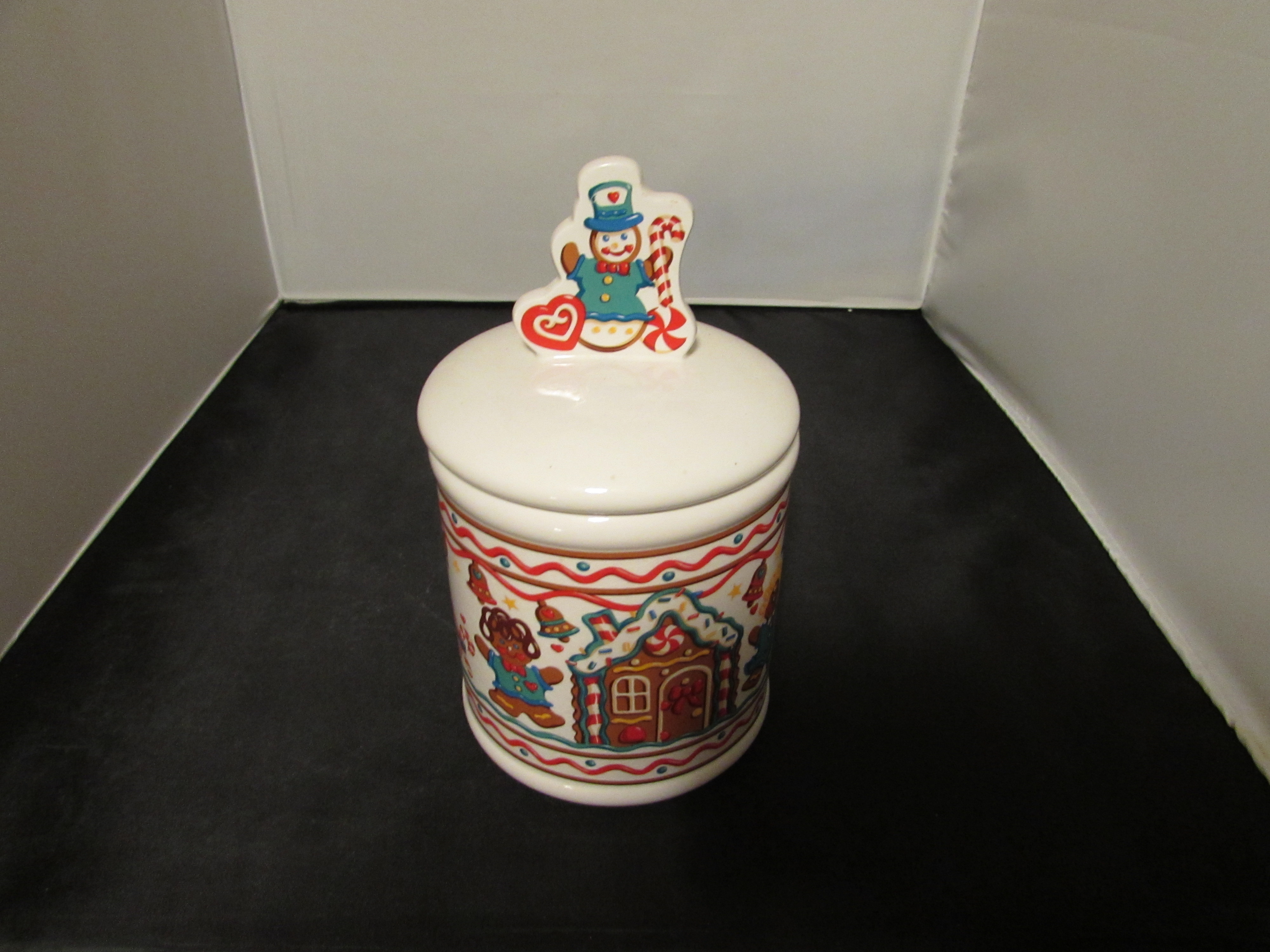 Teleflora Snowman Gingerbread Man Cookie Jar Treat Jar