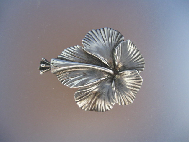 Mings Hawaii Sterling Silver Hibiscus Flower Brooch