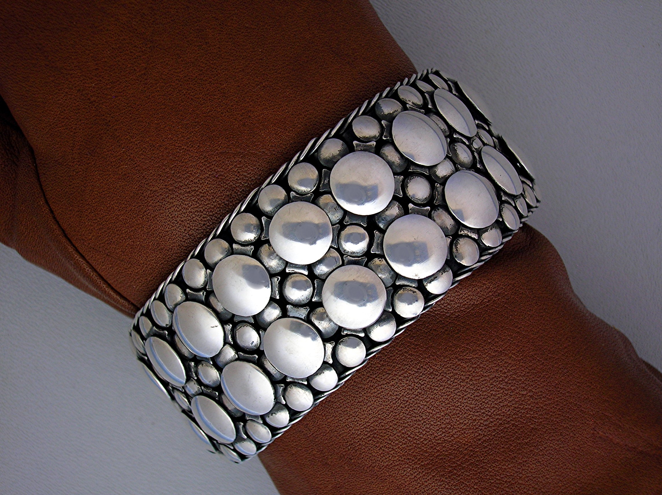 Bracelet Sterling Silver Pebble Design 8 Inch 170  Gram