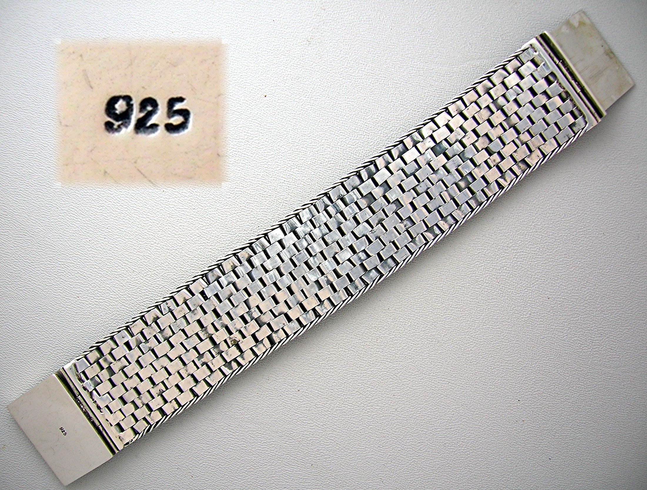 Bracelet Sterling Silver Pebble Design 8 Inch 170  Gram