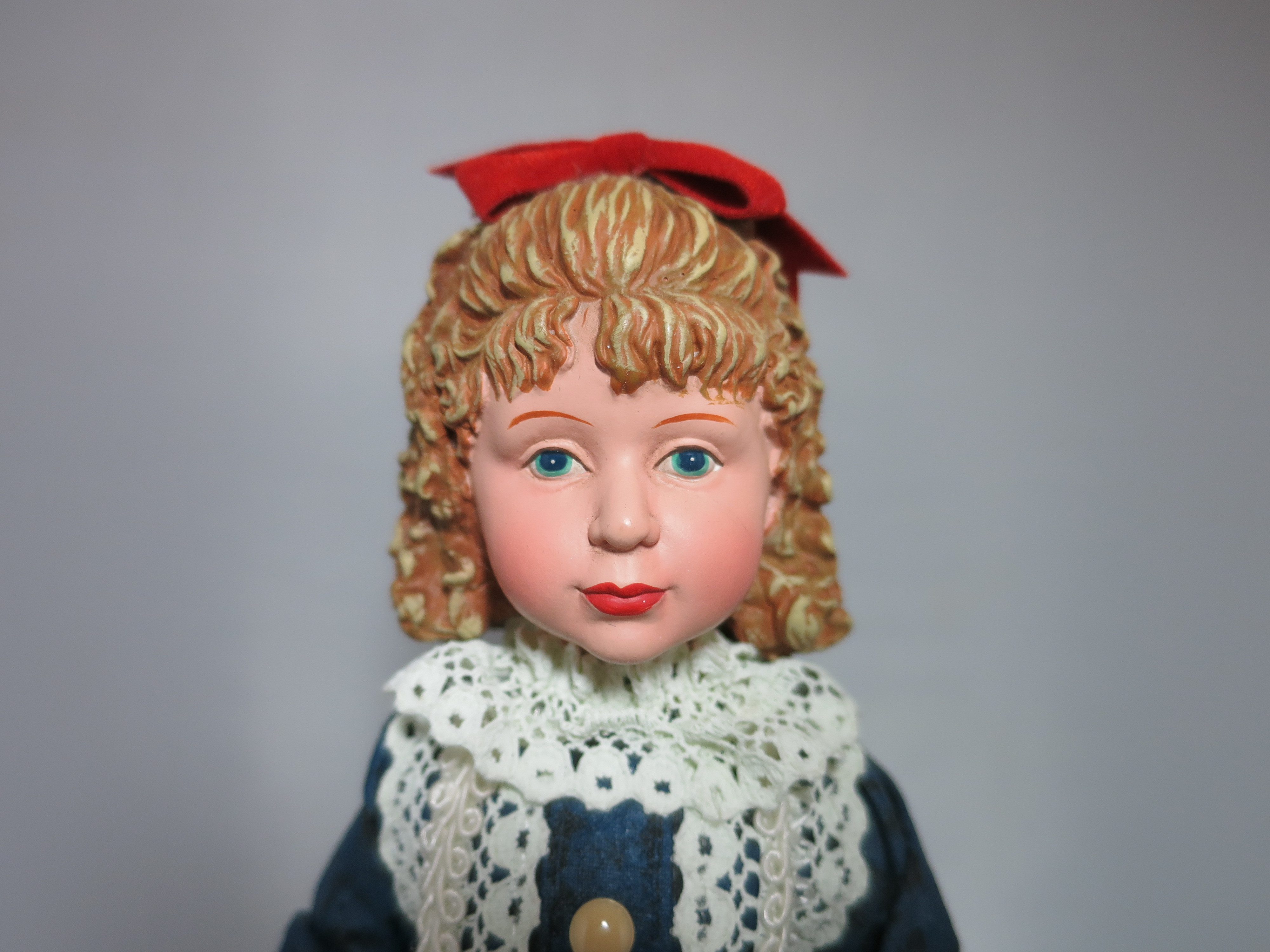 Clothtique Doll by Possible Dreams LTD Doll Figurine 10 inches